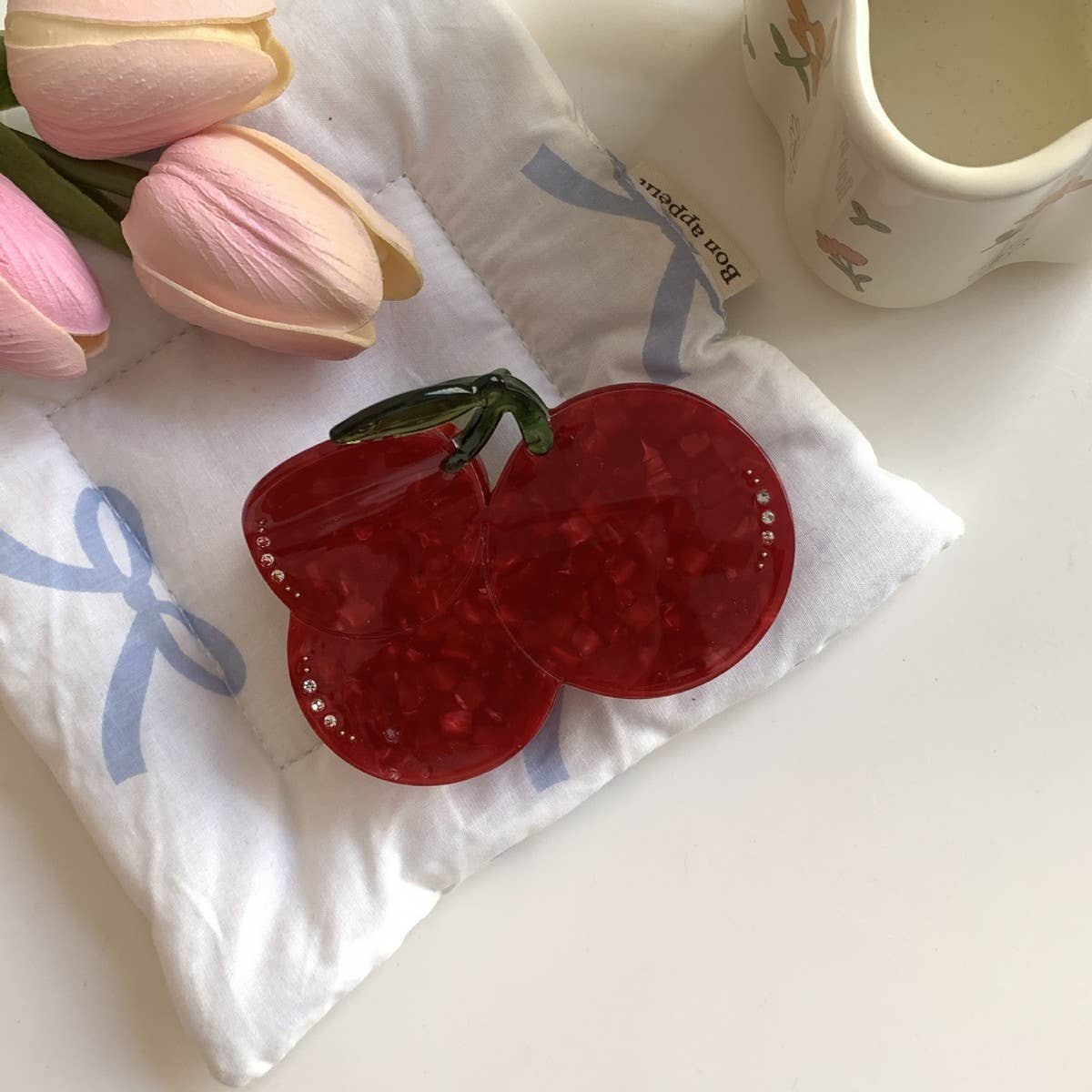 CWAHA07735_SUMMER FRUIT STRAWBERRY DURIAN ACRYLIC HAIR CLAW