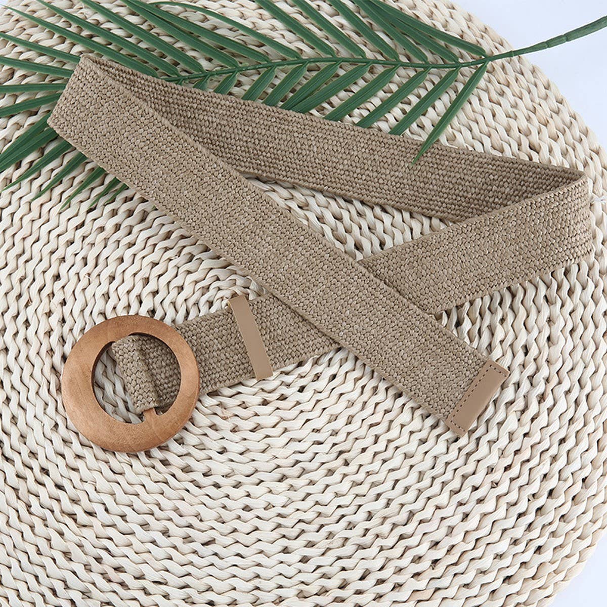 CWABE1176_ROUND WOODEN BUCKLE PP STRAW WOVEN BELT