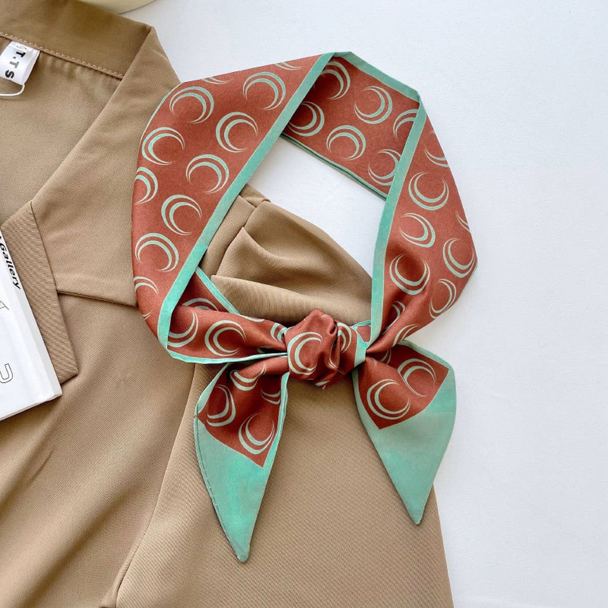 RETRO GEOMETRIC PRINT STRIPED SCARF_CWASC0709