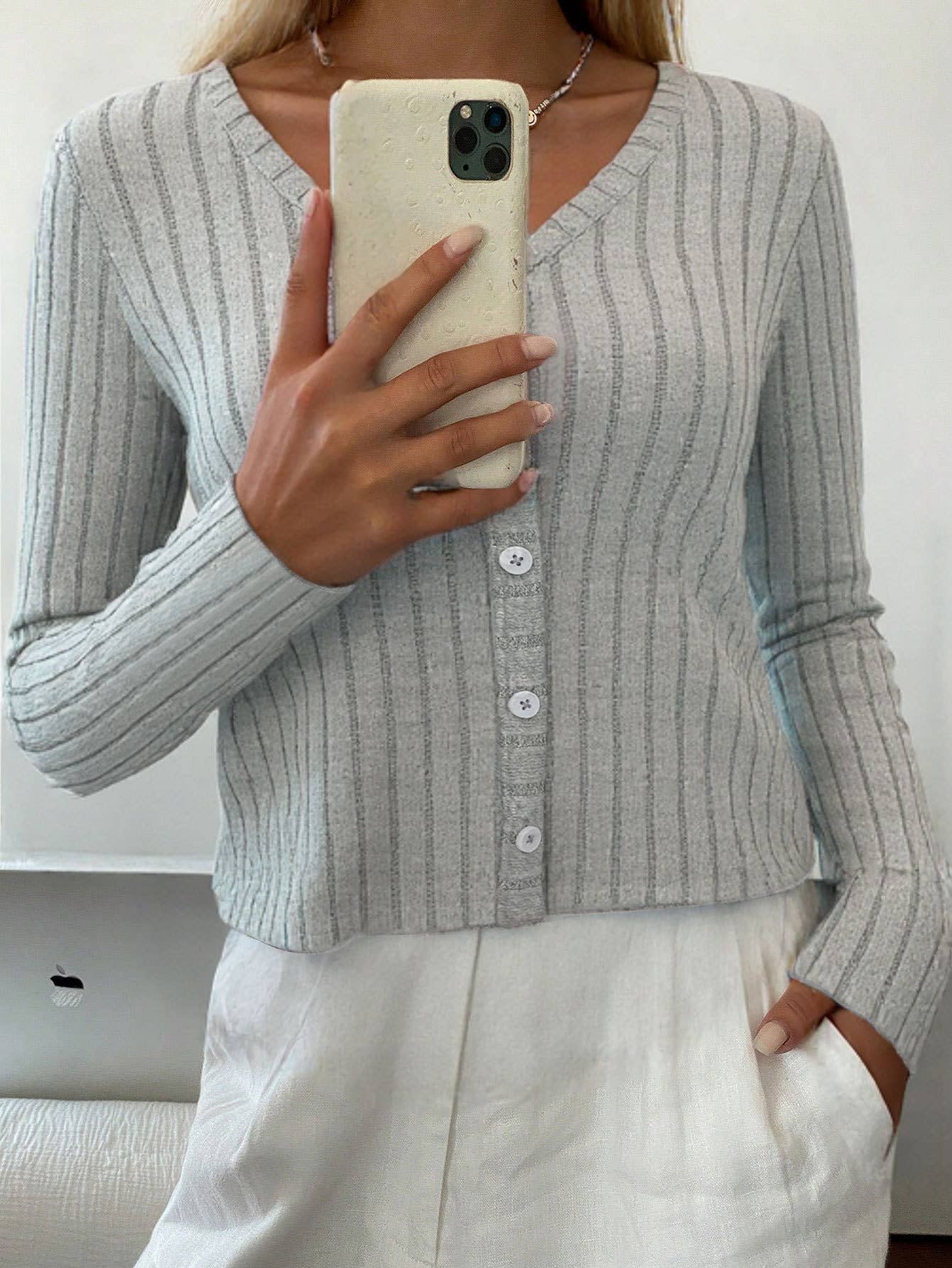 Casual single - breasted short -long sleeved top