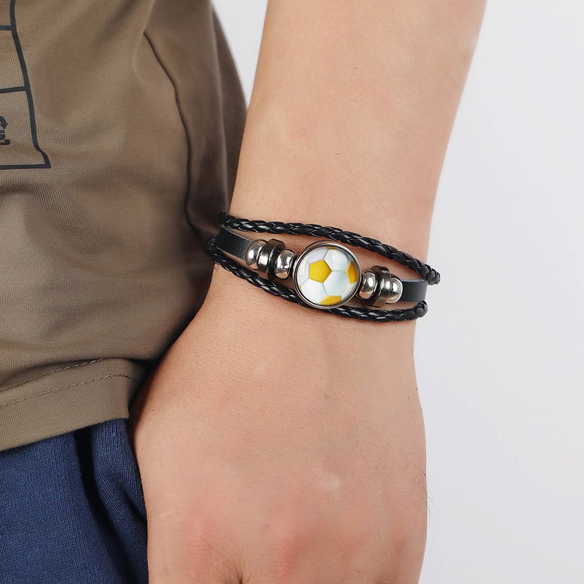 FASHIONABLE PERSONALIZED BEADED BRACELET