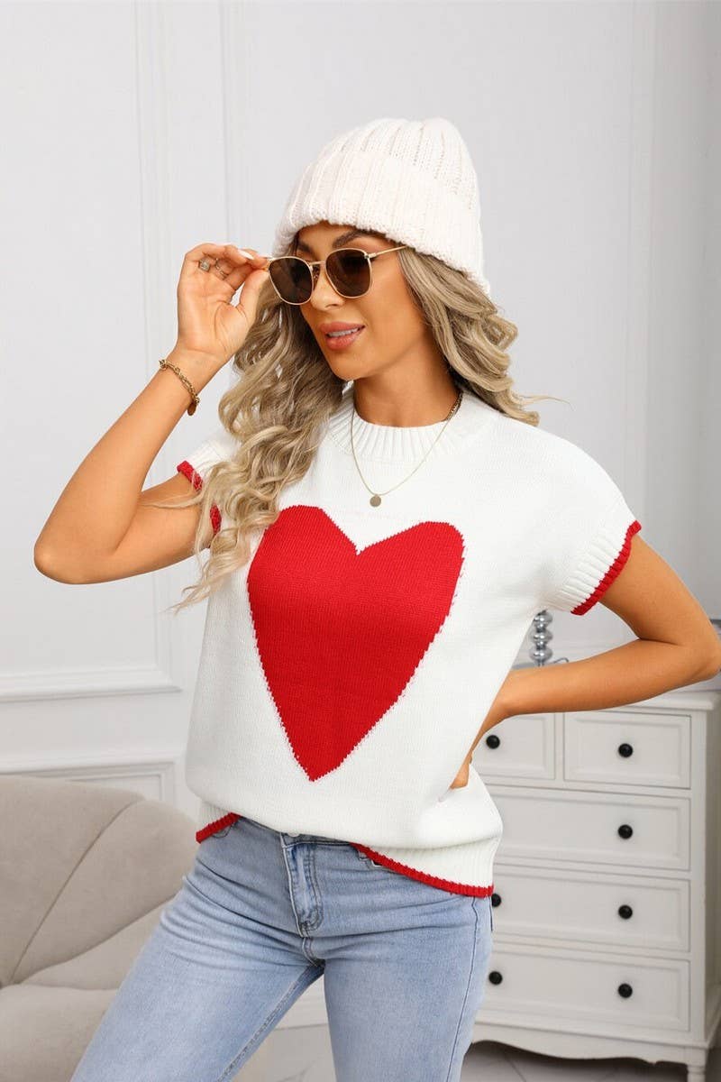 CWOSWS00161_HEART PRINT CREWNECK KNIT VEST