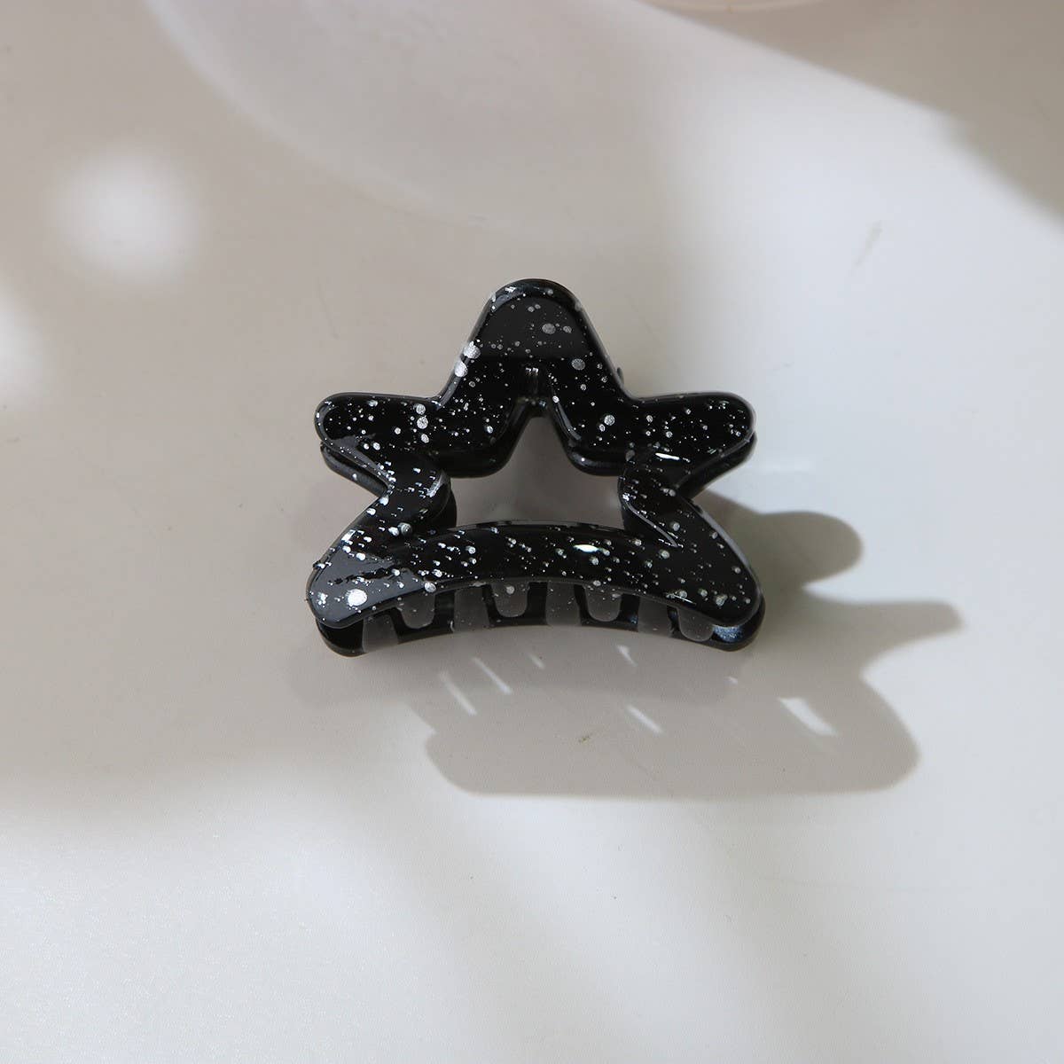 CWAHA07435_INK STAR SMALL HAIR CLAW CLIP FOR WOMEN