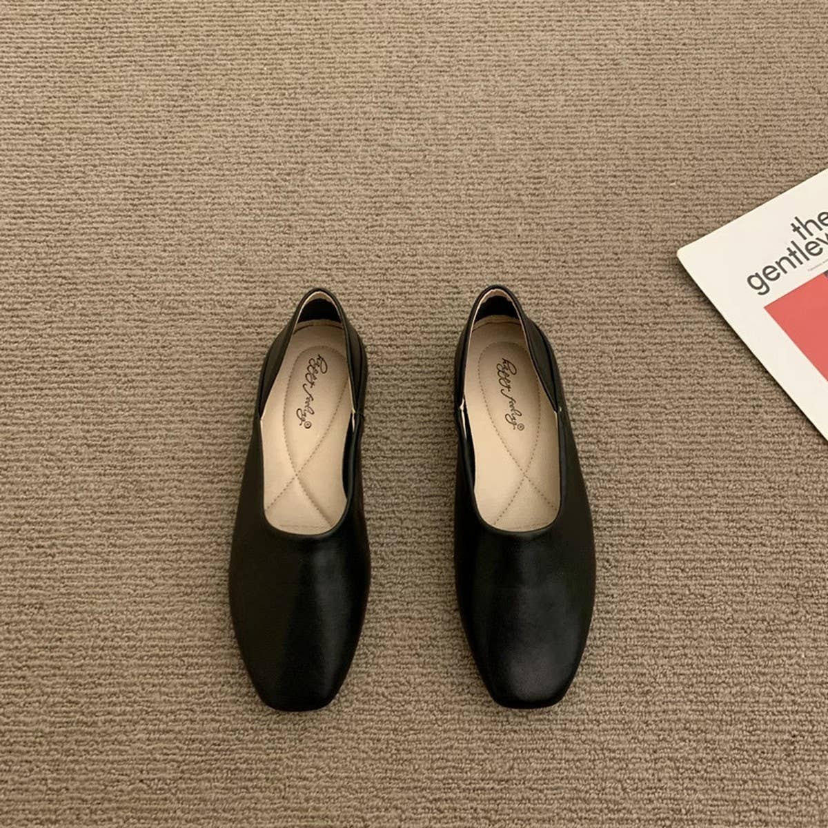 Soft Leather Slip-On Loafers for Women_CWSHF0054