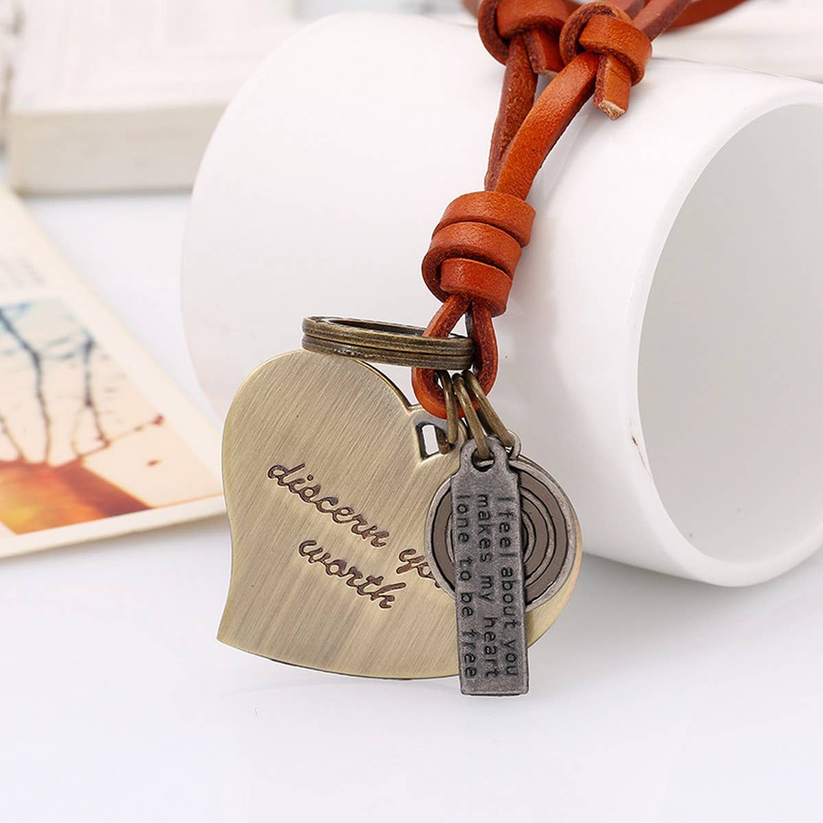 NEW RETRO HEART LONG LEATHER NECKLACE