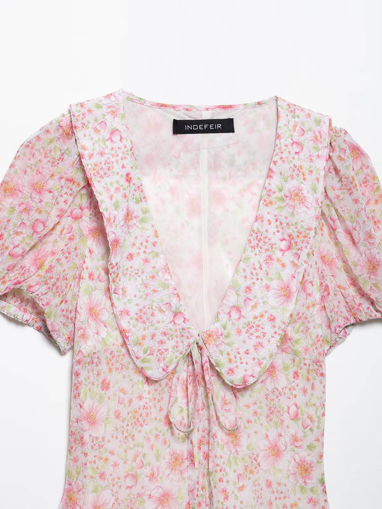 Cinched waist, lapel print lining short dress