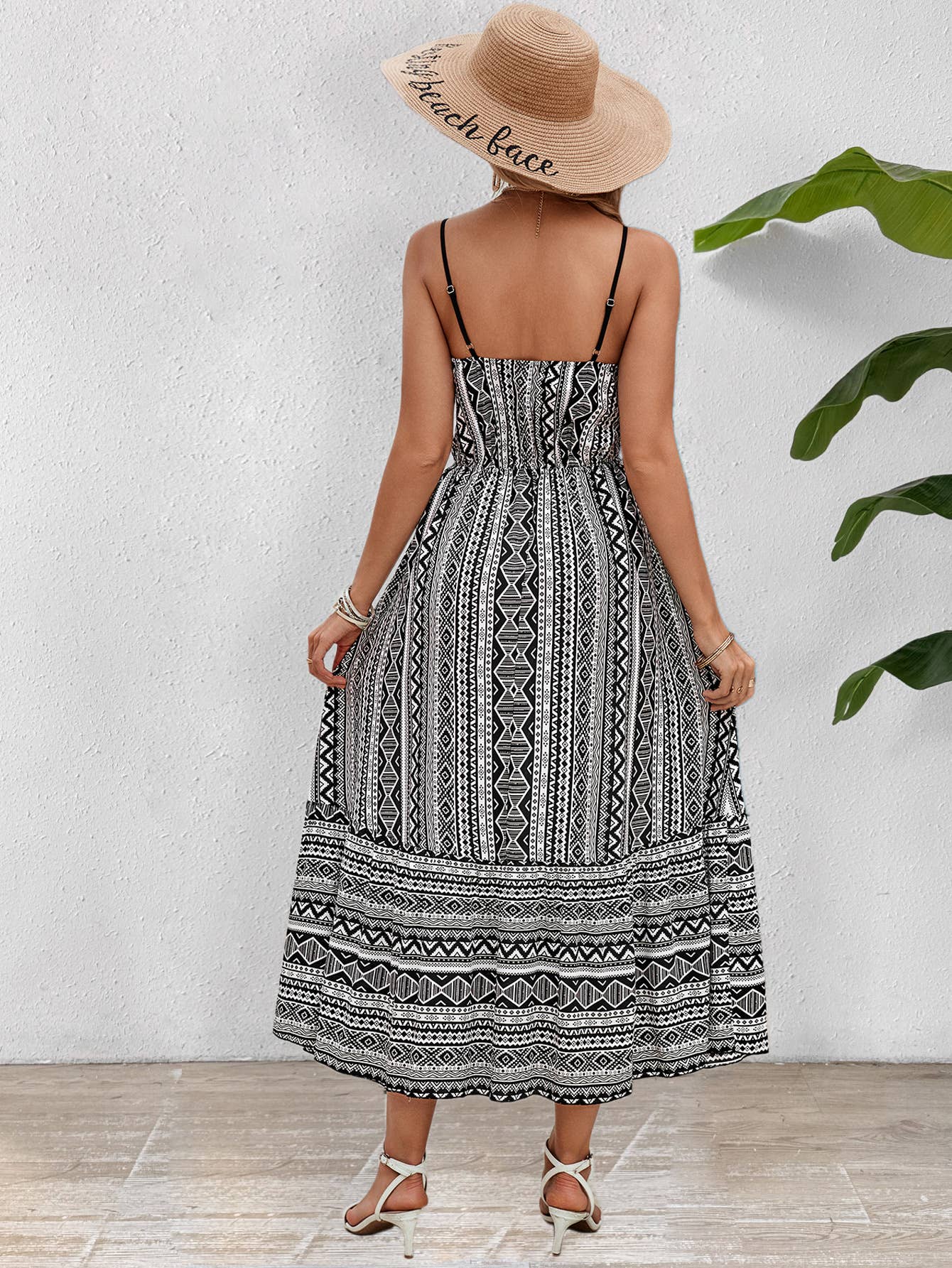 Bohemian-style loose halter print dress