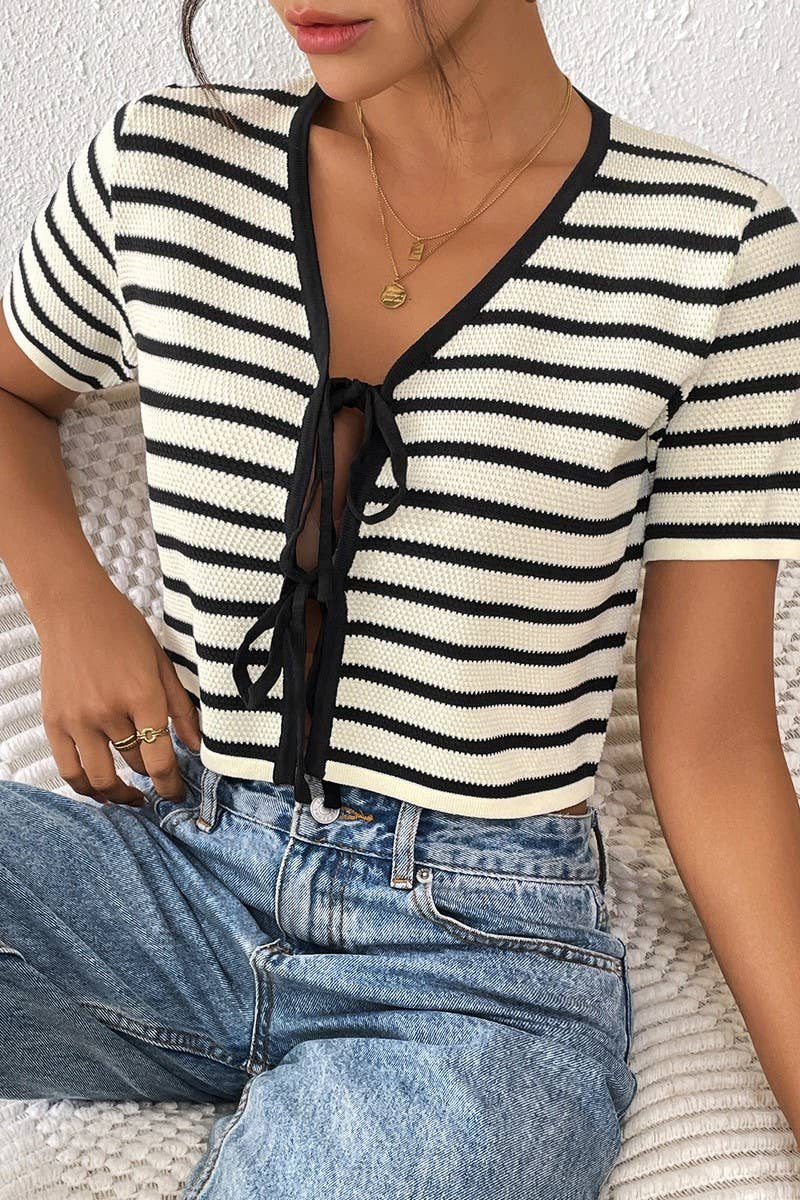 CWTTS1589_STRIPED LACE-UP STYLISH SHORT-SLEEVED SWEATER