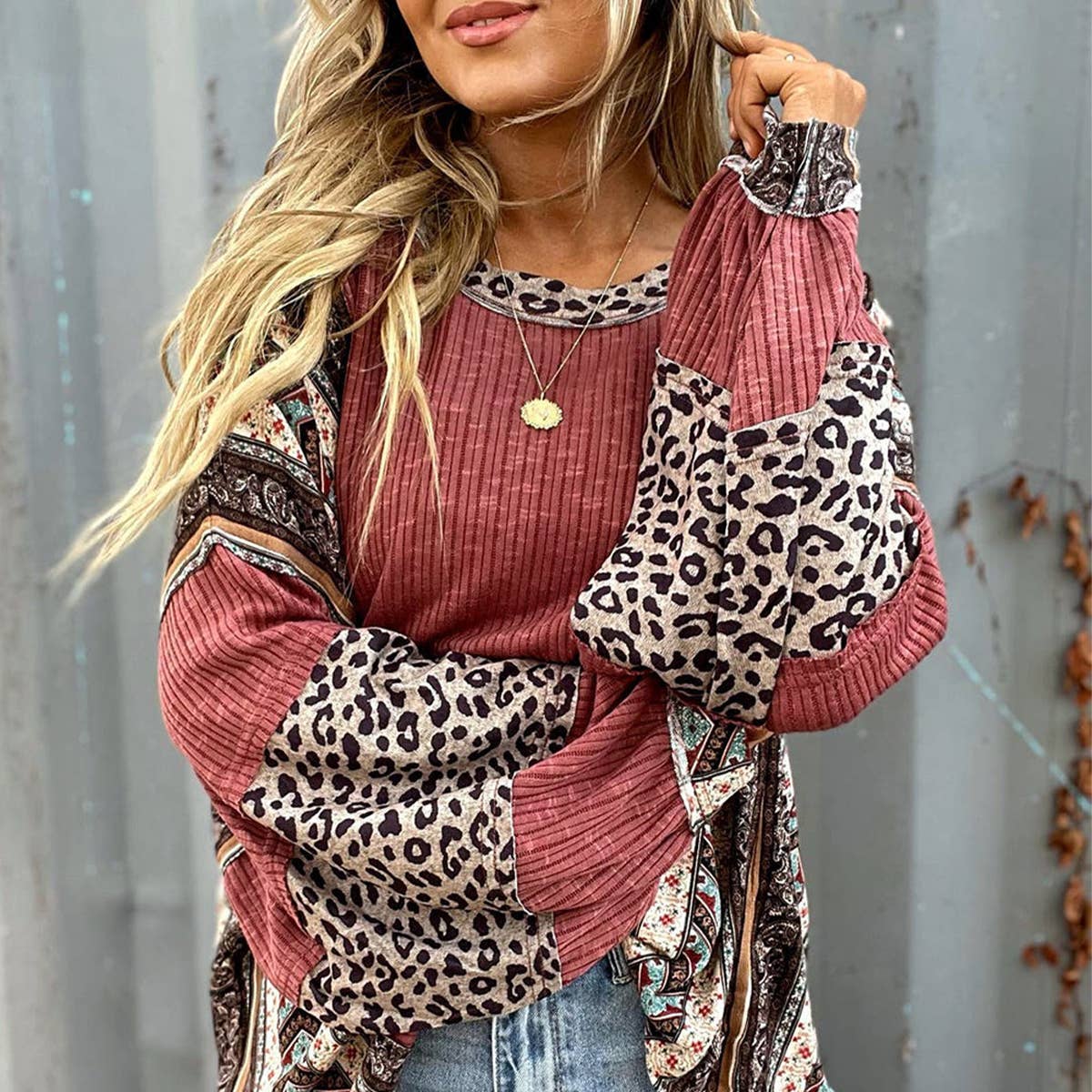 COLOR CONTRAST STRIPED CREW NECK LOOSE HOODIE