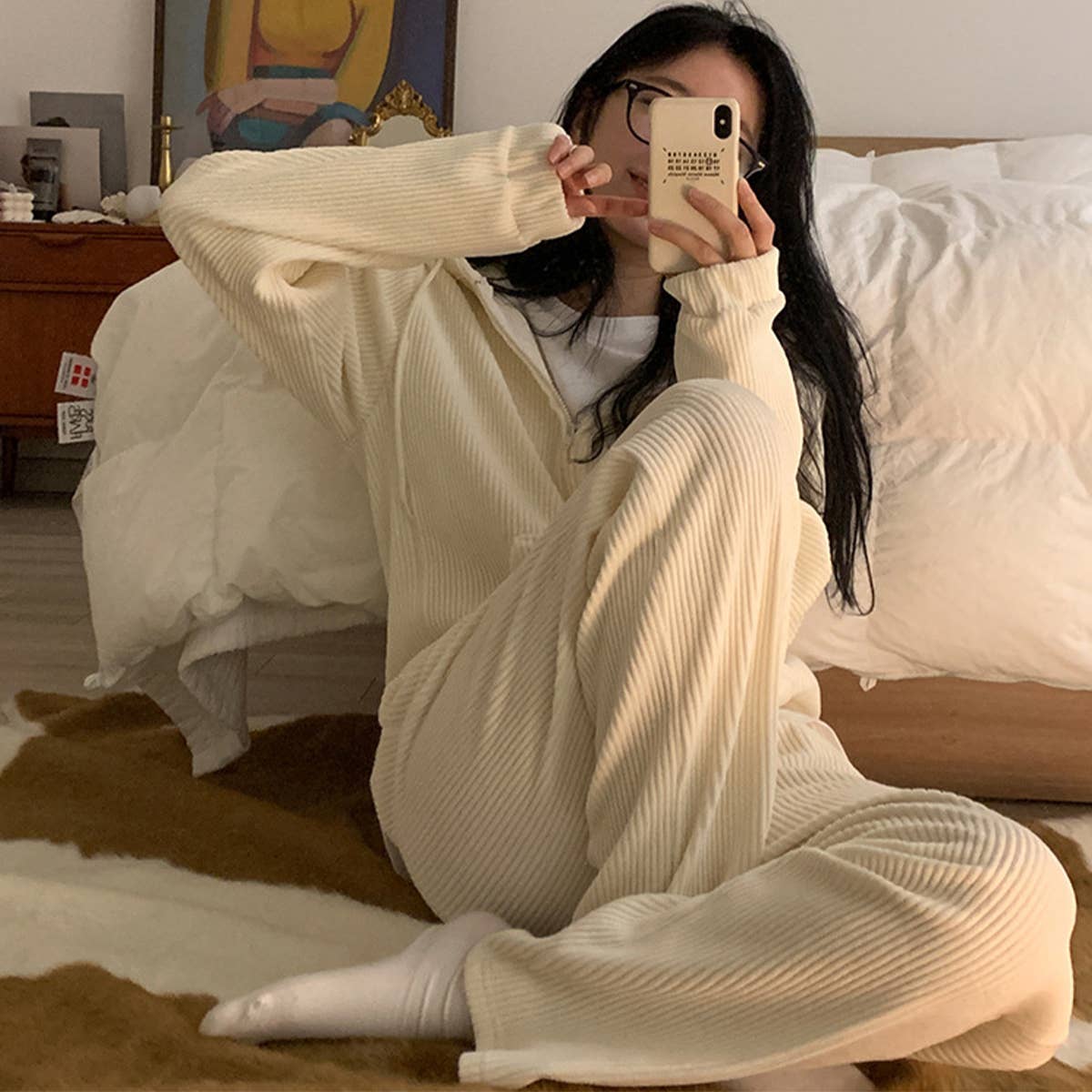 Corduroy sportswear and casual suit