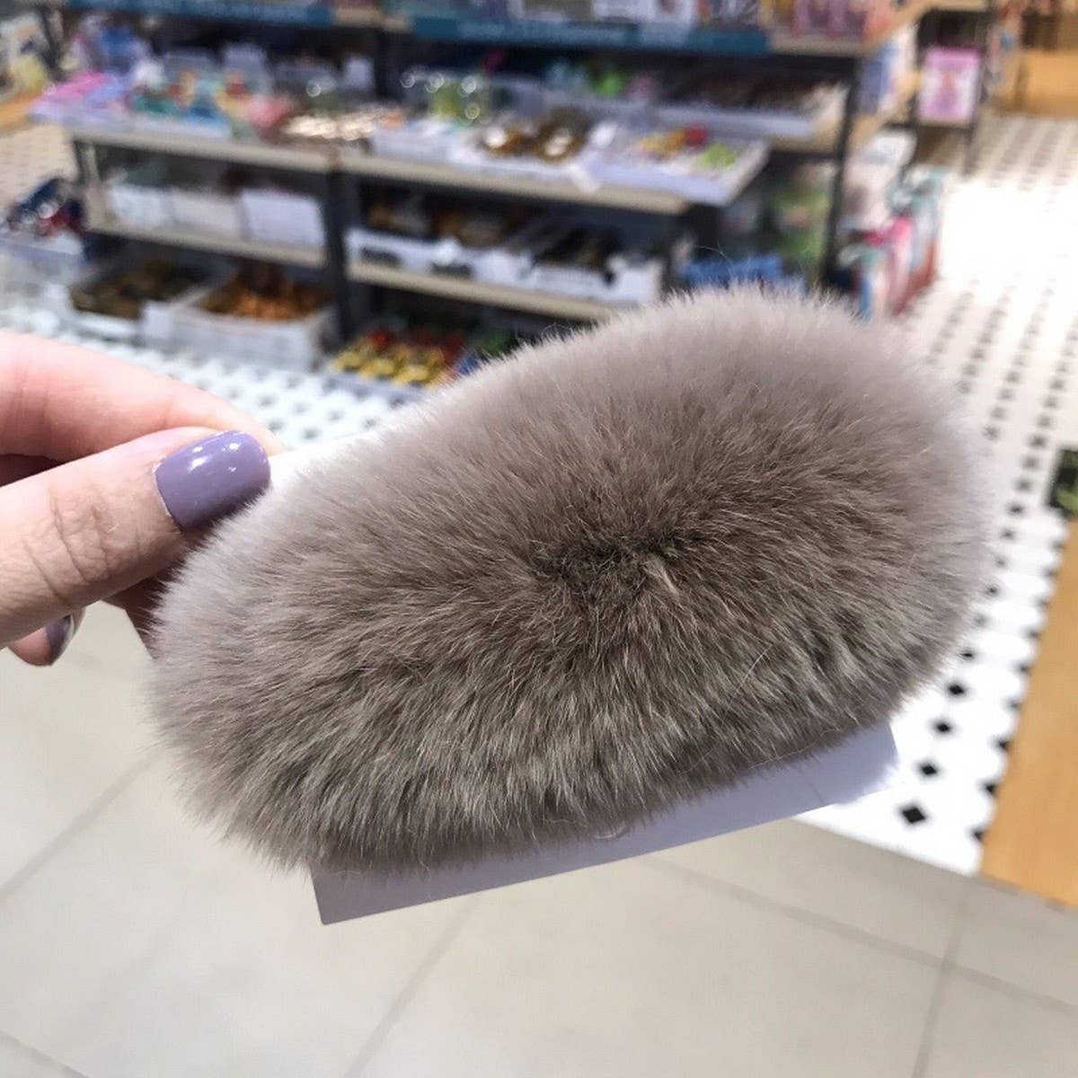 Furry Mink Hair Clip ? Cute Fluffy BB Barrette