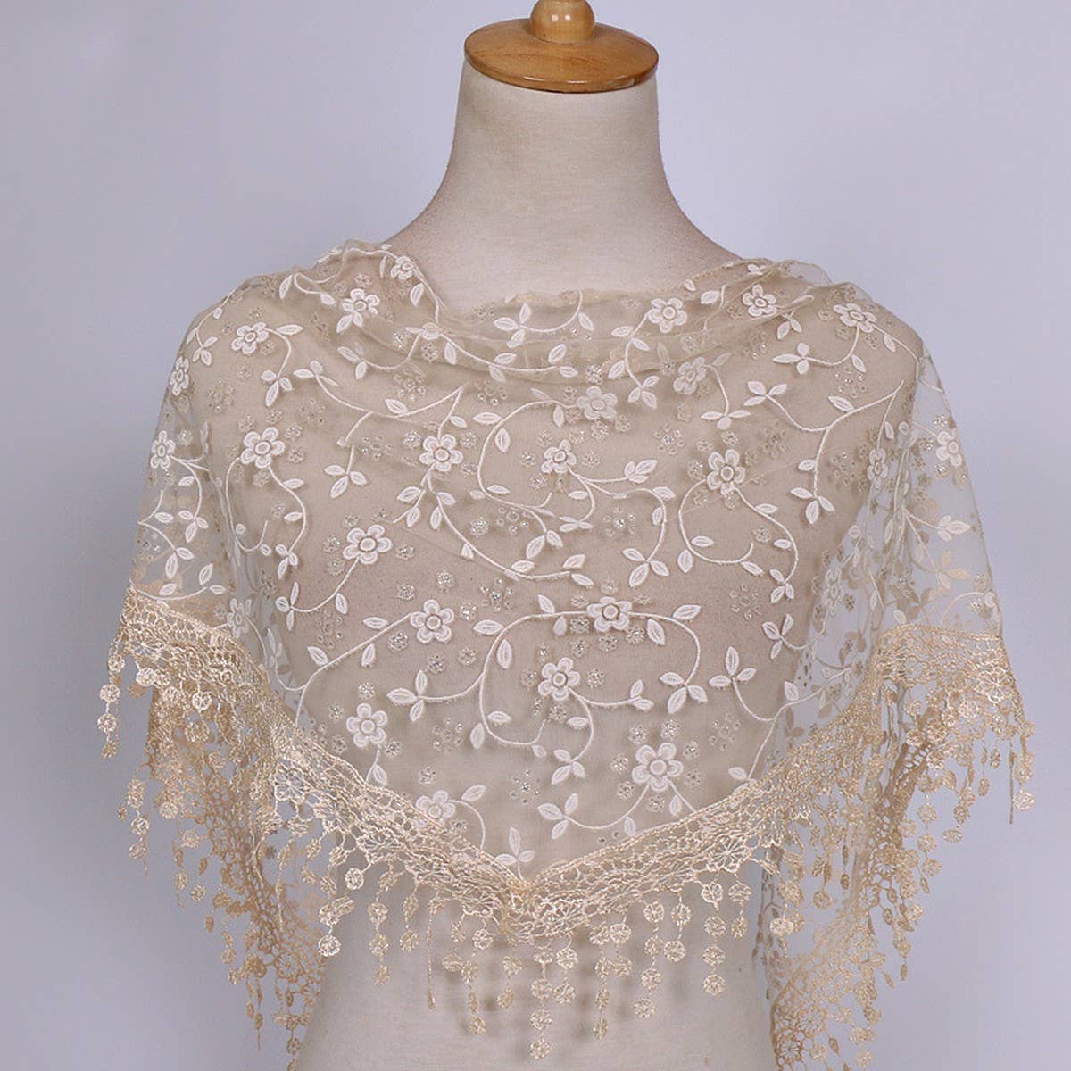SPRING AND AUTUMN FLORAL HOLLOW LACE TRIANGLE VEIL_CWMM1984