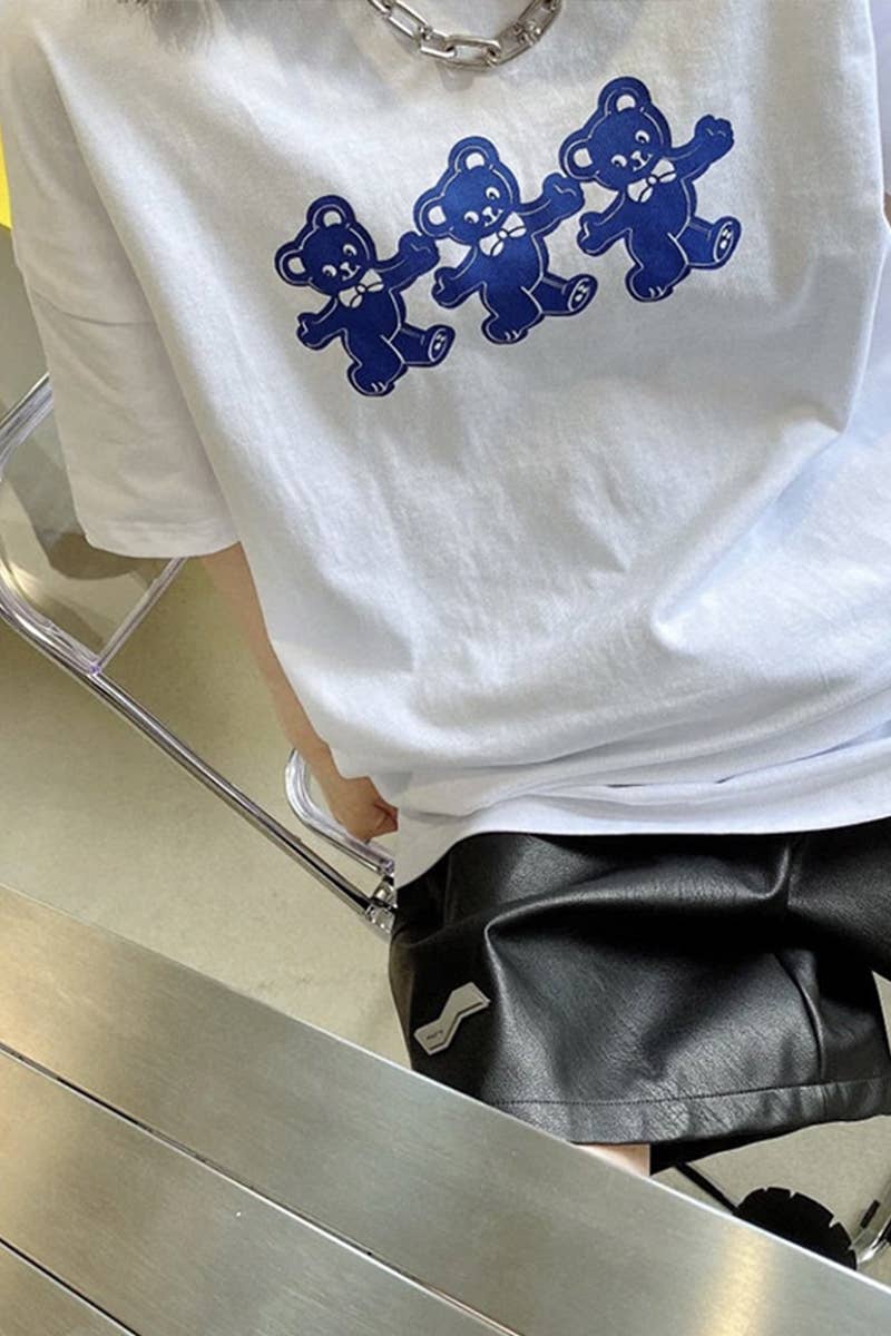 CWTTS0996_THREE BEARS PRINT SHORT SLEEVED T SHIRT