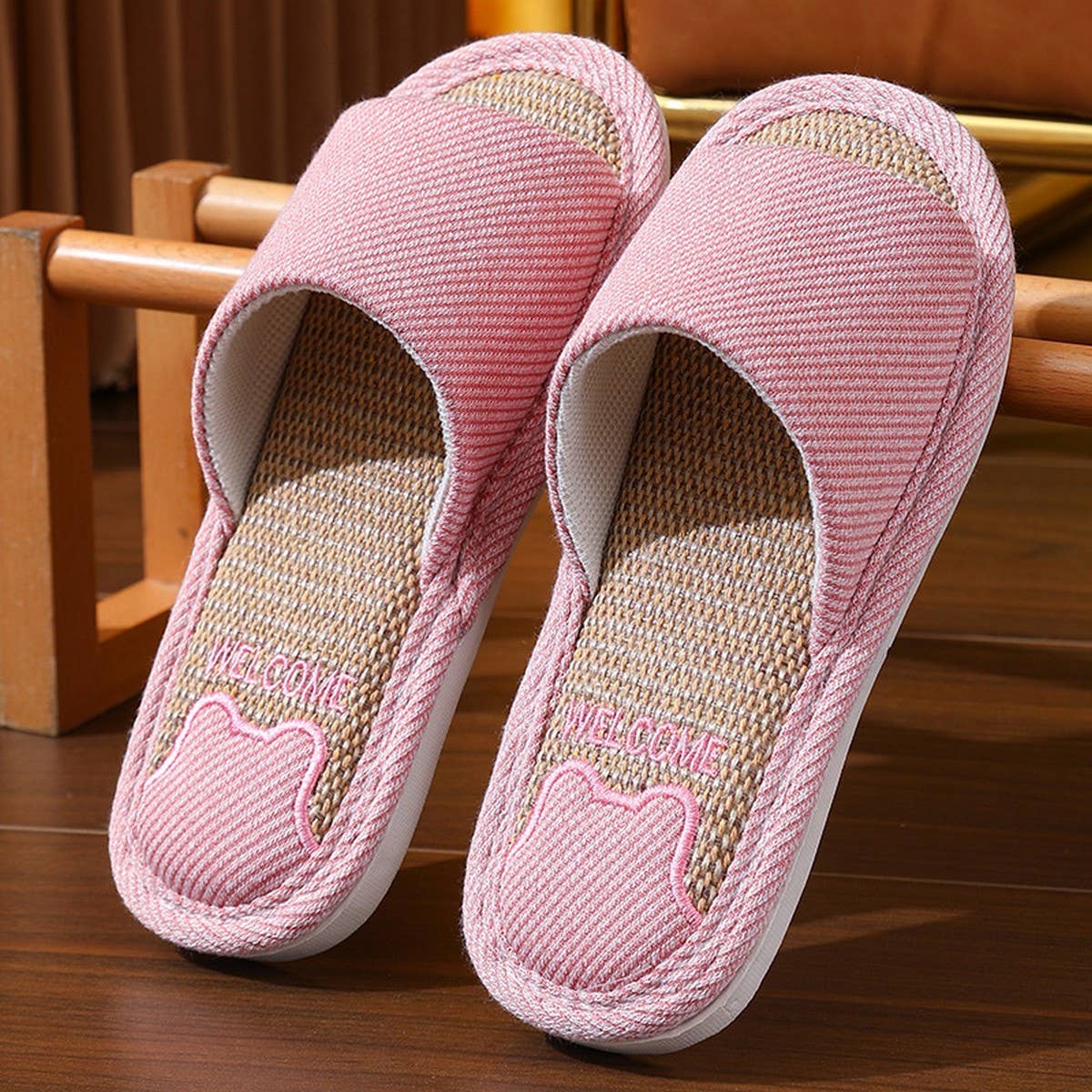 CUTE CARTOON BEAR LINEN SLIPPERS
