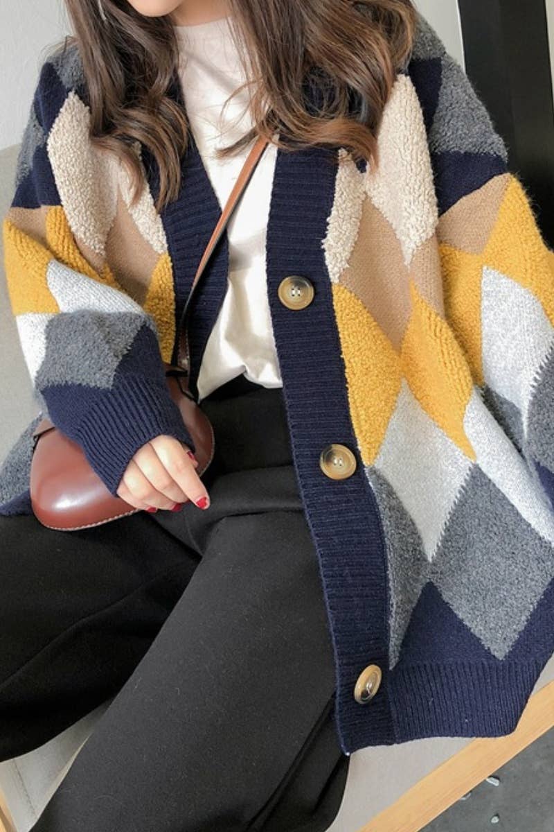 CWOCAL2179_KNITTED DIAMOND BUTTON LONG SLEEVE CARDIGAN