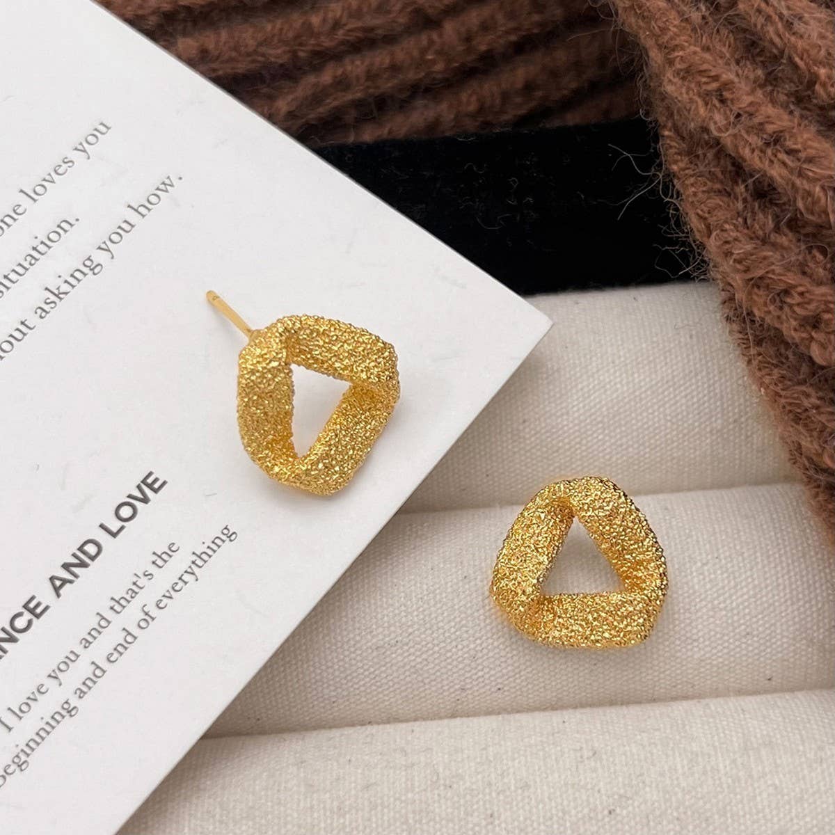 WOMEN'S HOLLOW STARRY SKY TRIANGLE EARRINGS