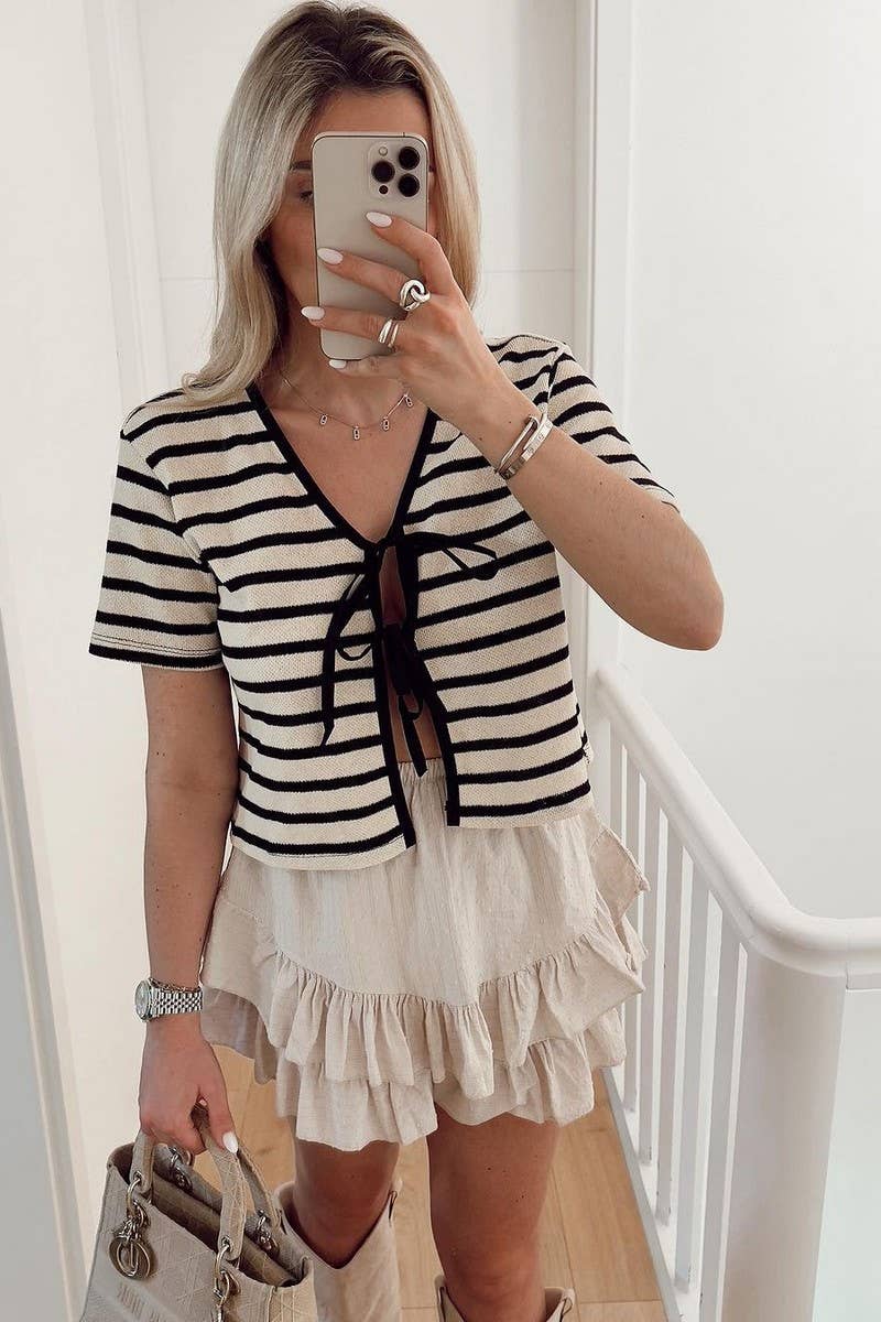 CWTTS1589_STRIPED LACE-UP STYLISH SHORT-SLEEVED SWEATER