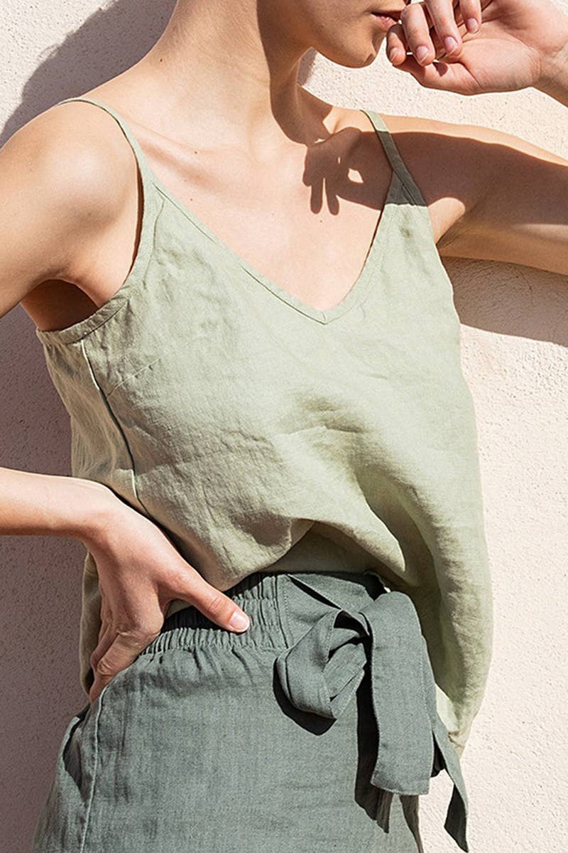 CWTDSSL0017_LOOSE AND SIMPLE V-NECK SLEEVELESS CAMISOLE