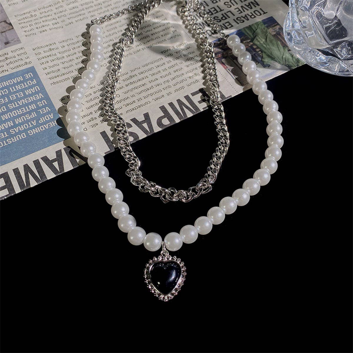 TEMPERAMENT EXAGGERATED HEART PENDANT NECKLACE