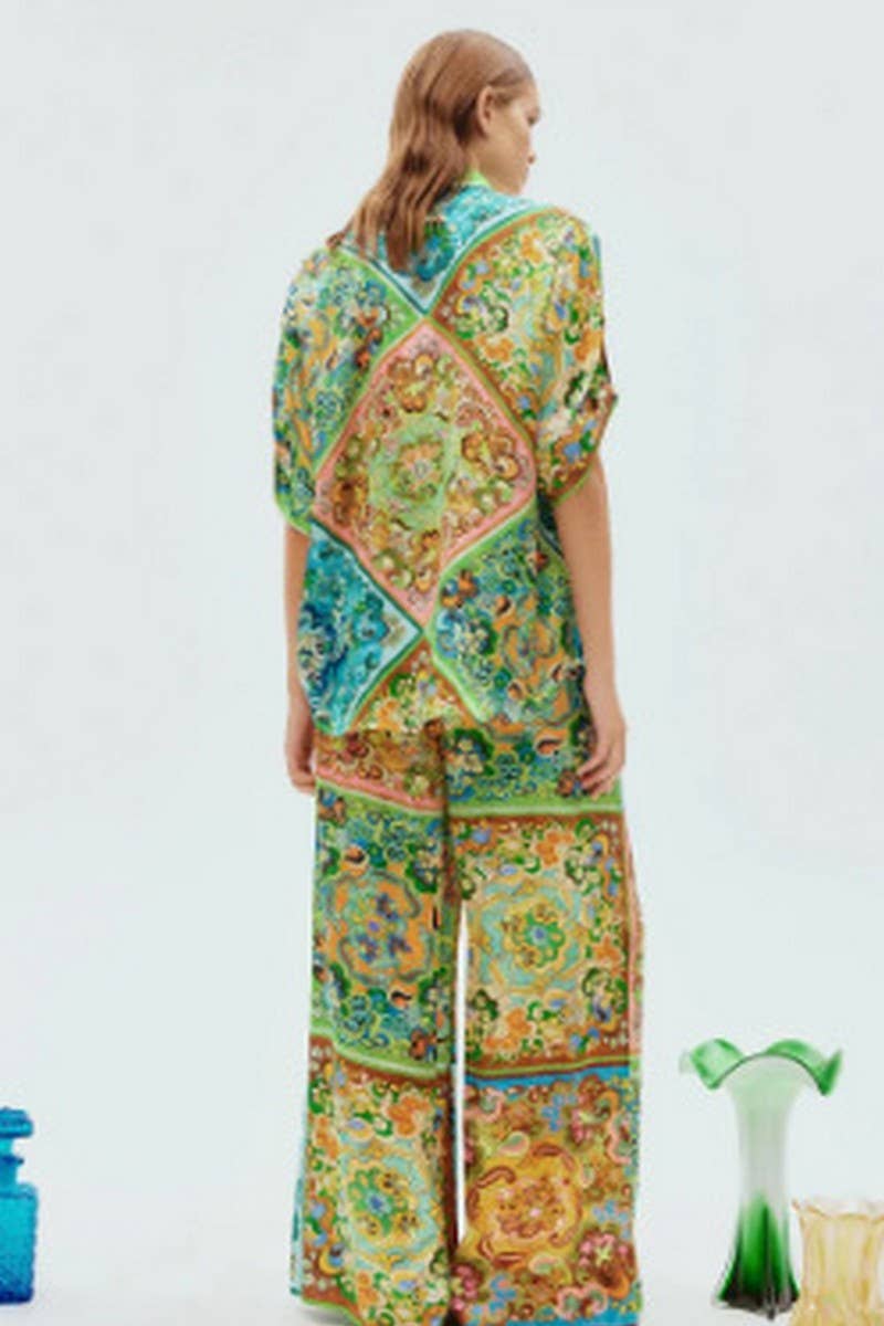 CWSS1245_GEOMETRIC PRINT SHIRT AND TROUSERS TWO-PIECE SET