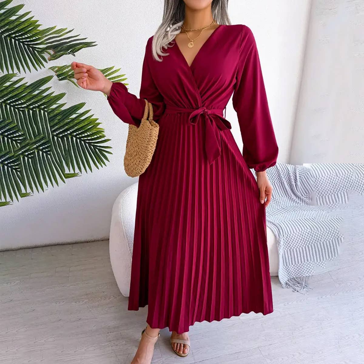 CROSSOVER V NECK PLEATED MAXI DRESS_CWDMD1174