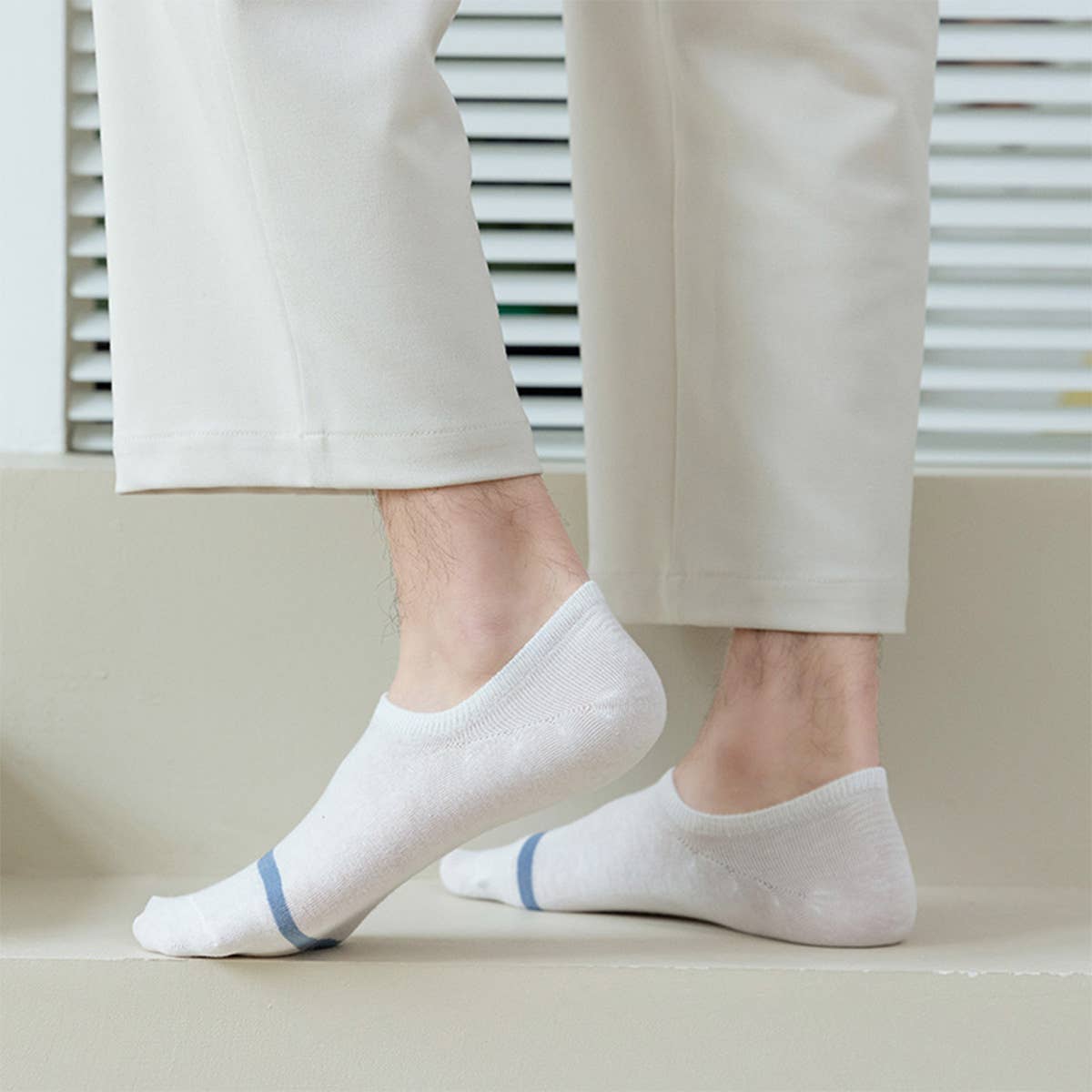 CWMS2469_NEW STYLE SHALLOW STRIPED THIN SOCKS