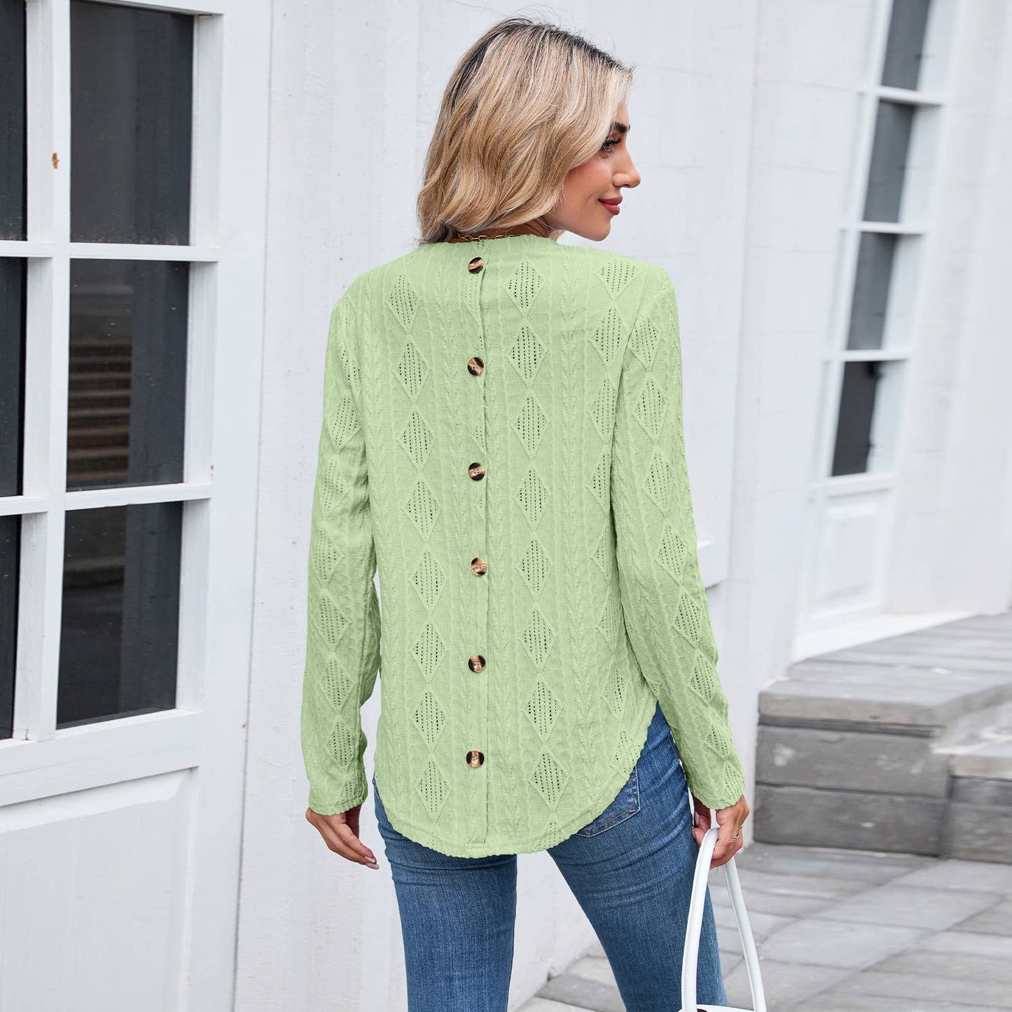 Back buttons hollowed out curved hem T-shirt