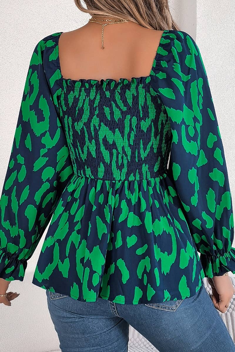 CWTBLL0967_AUTUMN SQUARE COLLAR WOODEN EAR TRIM TOP