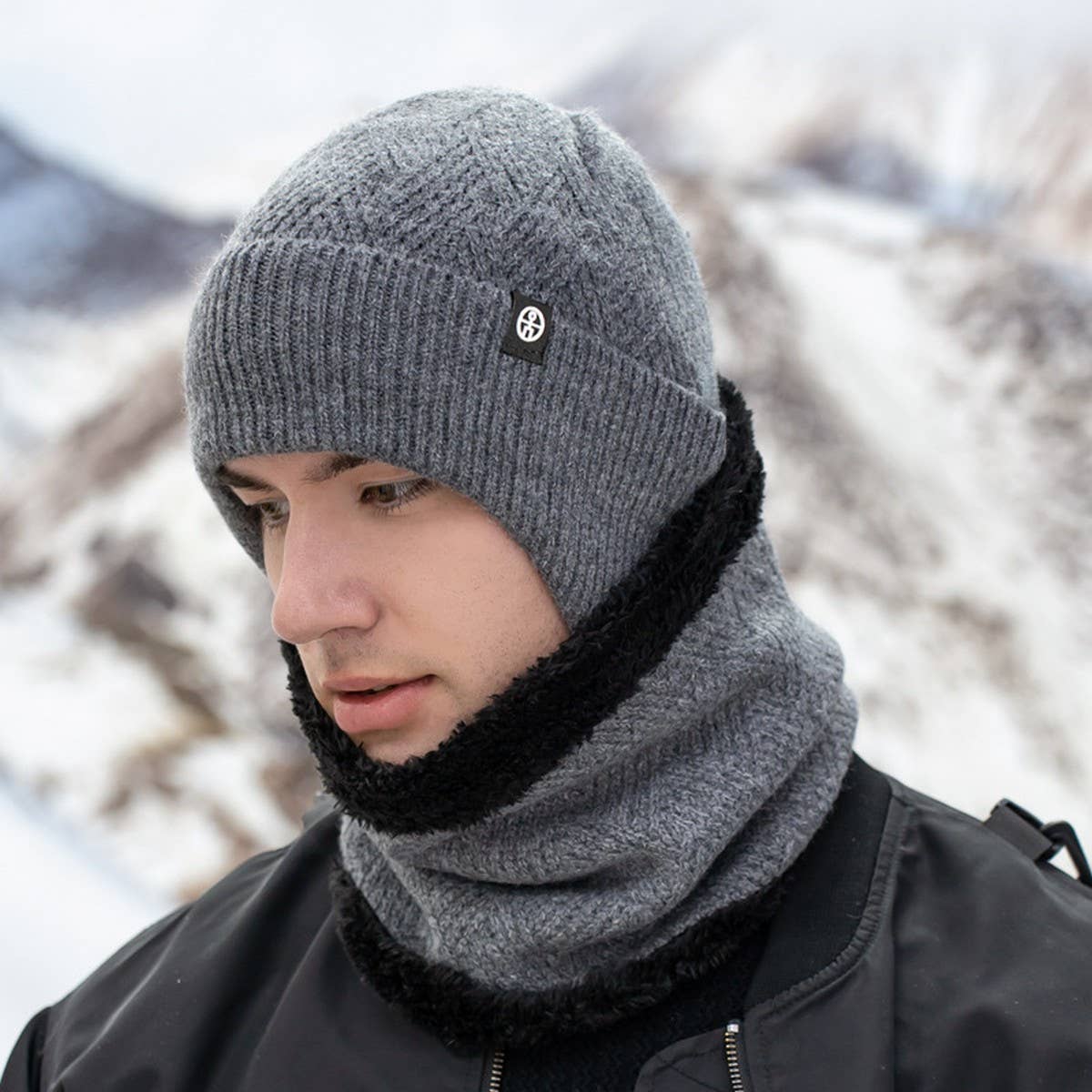 WINTER OUTDOOR FLEECE KNITTED HAT THREE PIECE SET