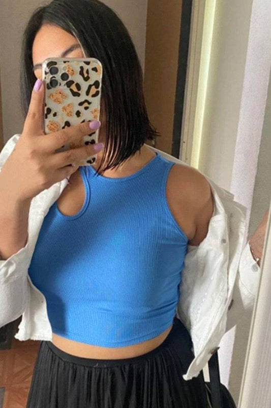 CWTTK0502_RIBBED BELLY-BARING CUT-OUT SLEEVELESS TANK TOP