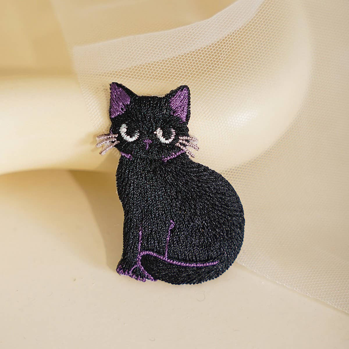 3D Cat Embroidered Iron-On Patch for Stain Repair_CWMM5921