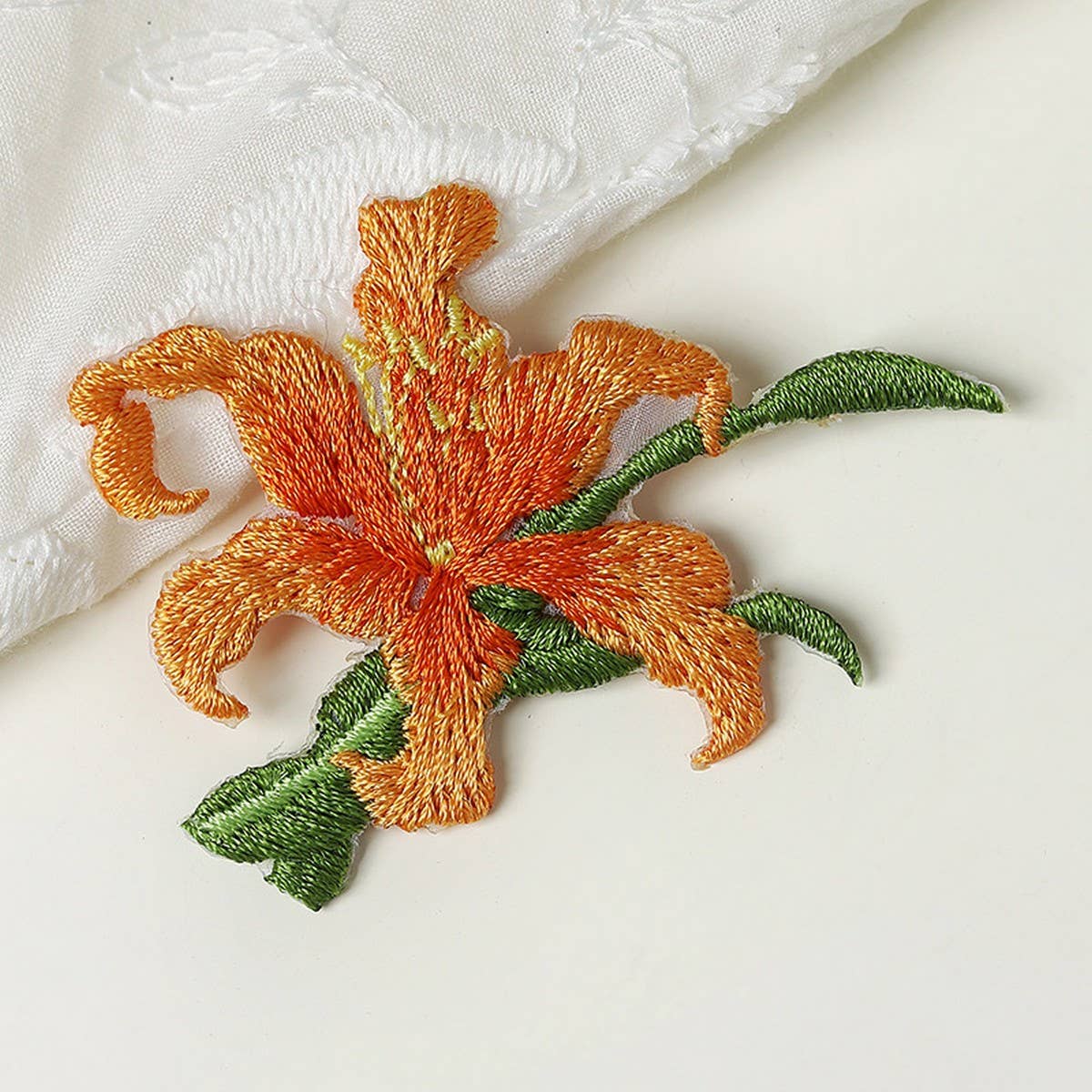 3D Flower Embroidered Patch for Stain Repair_CWMM5923