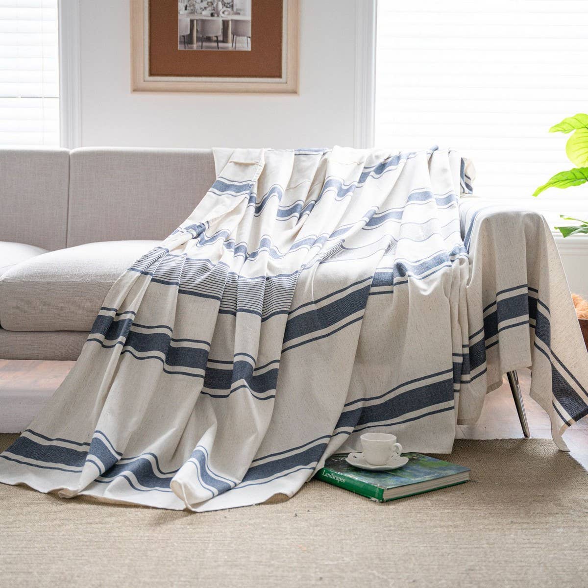 STRIPED ANTI-CAT SCRATCH SOFA THROW_CWMM1656