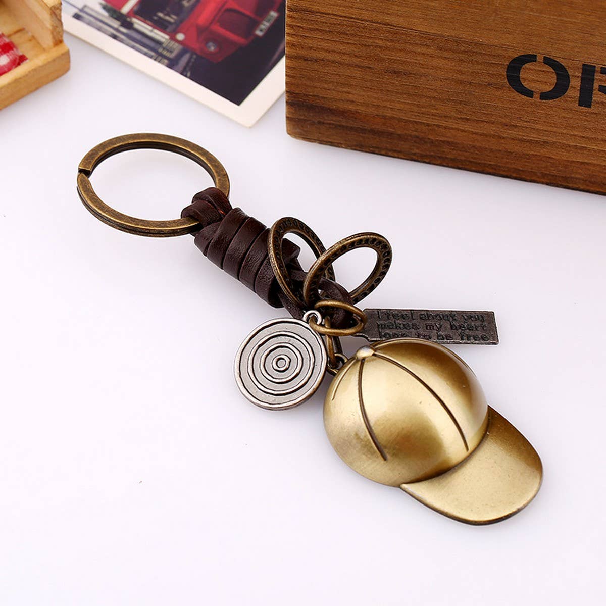VINTAGE BASEBALL CAP COWHIDE KEYCHAIN