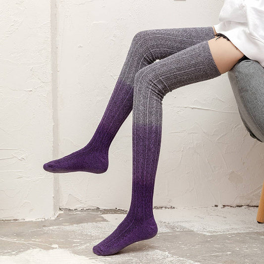 AUTUMN AND WINTER GRADIENT LONG OVER-THE-KNEE SOCKS_CWMS0863