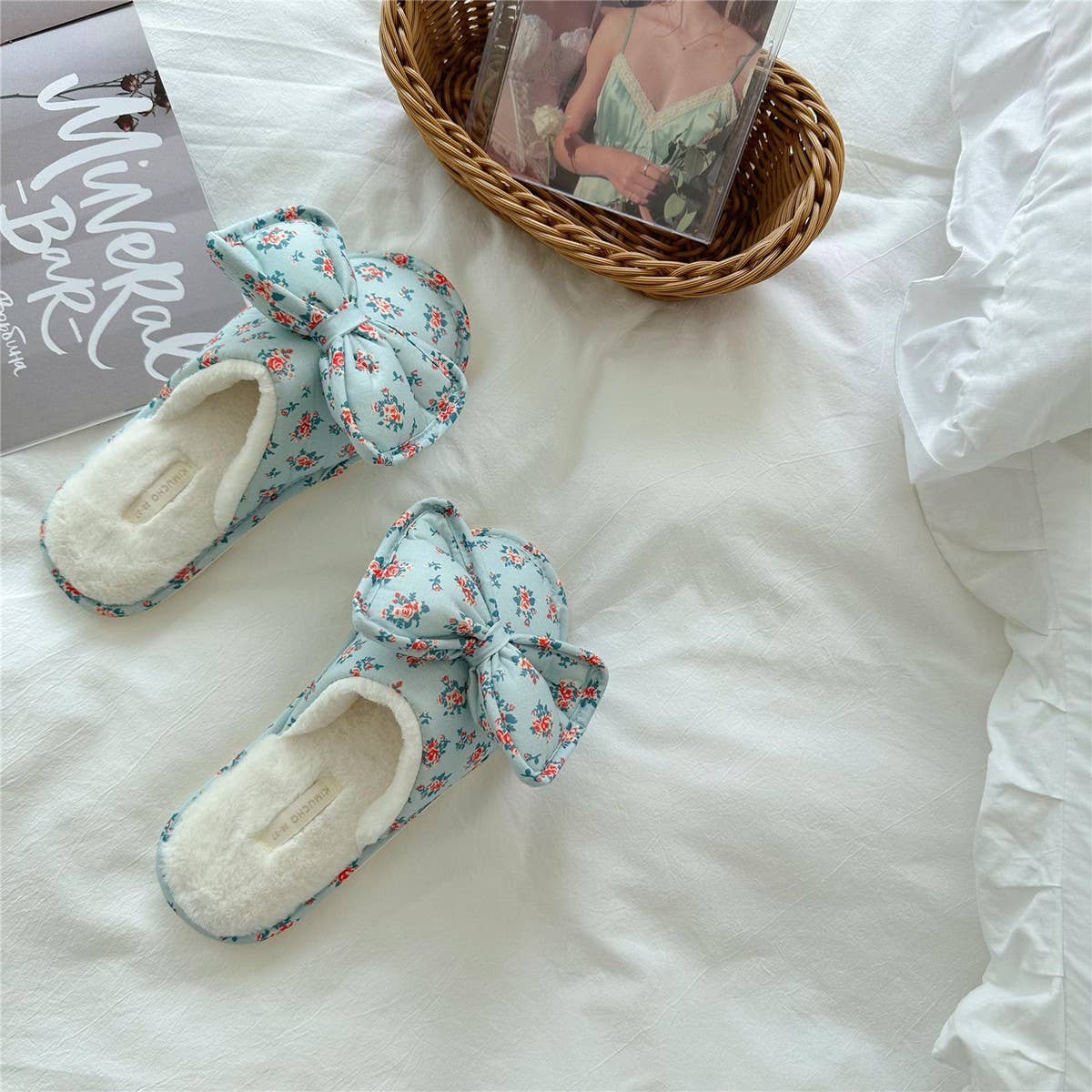 BOWKNOT WINTER PLUSH OPEN-TOED HOME SLIPPERS_CWMM2975