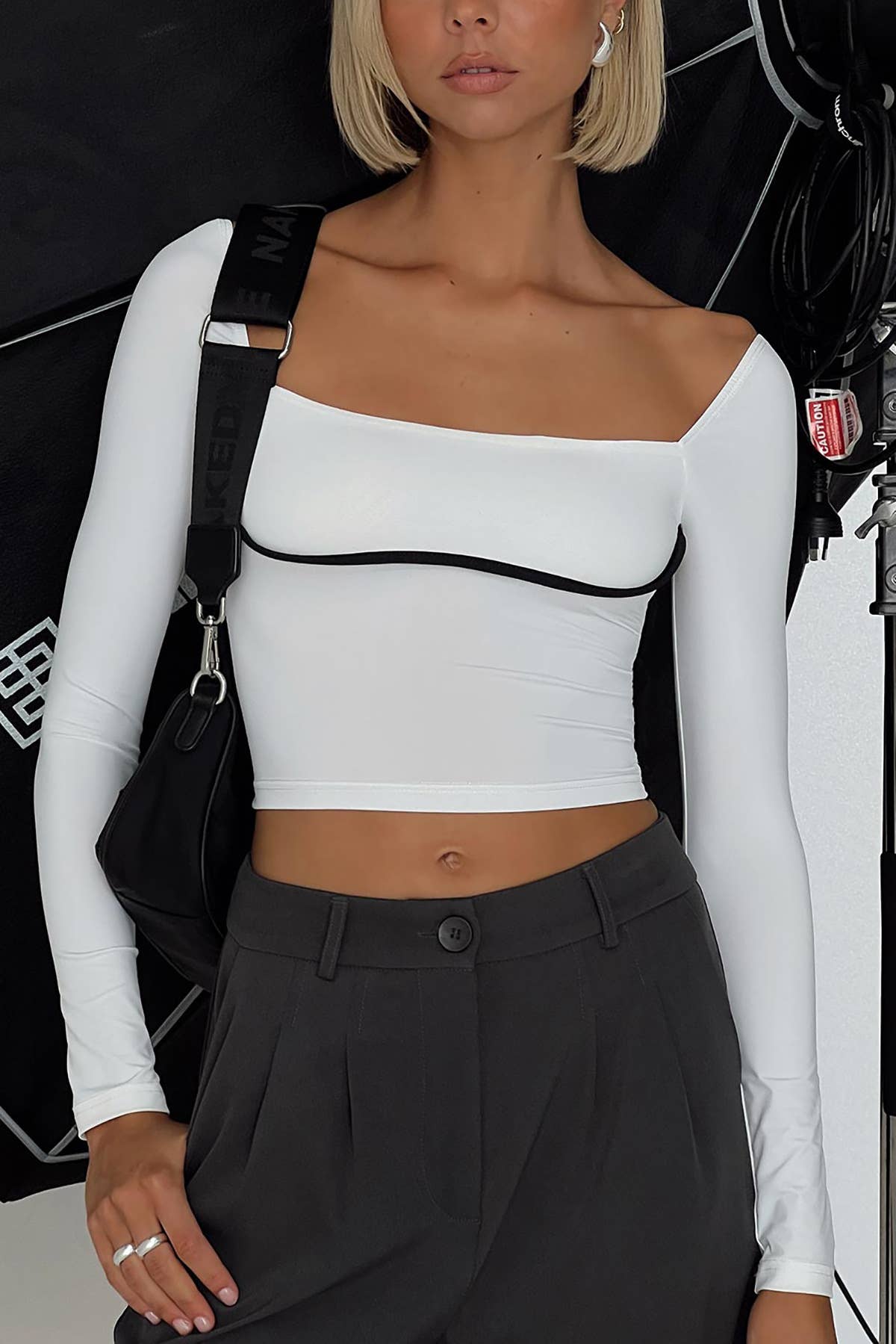 COLOR CONTRAST PATCHWORK SQUARE COLLAR SLIM SHIRT