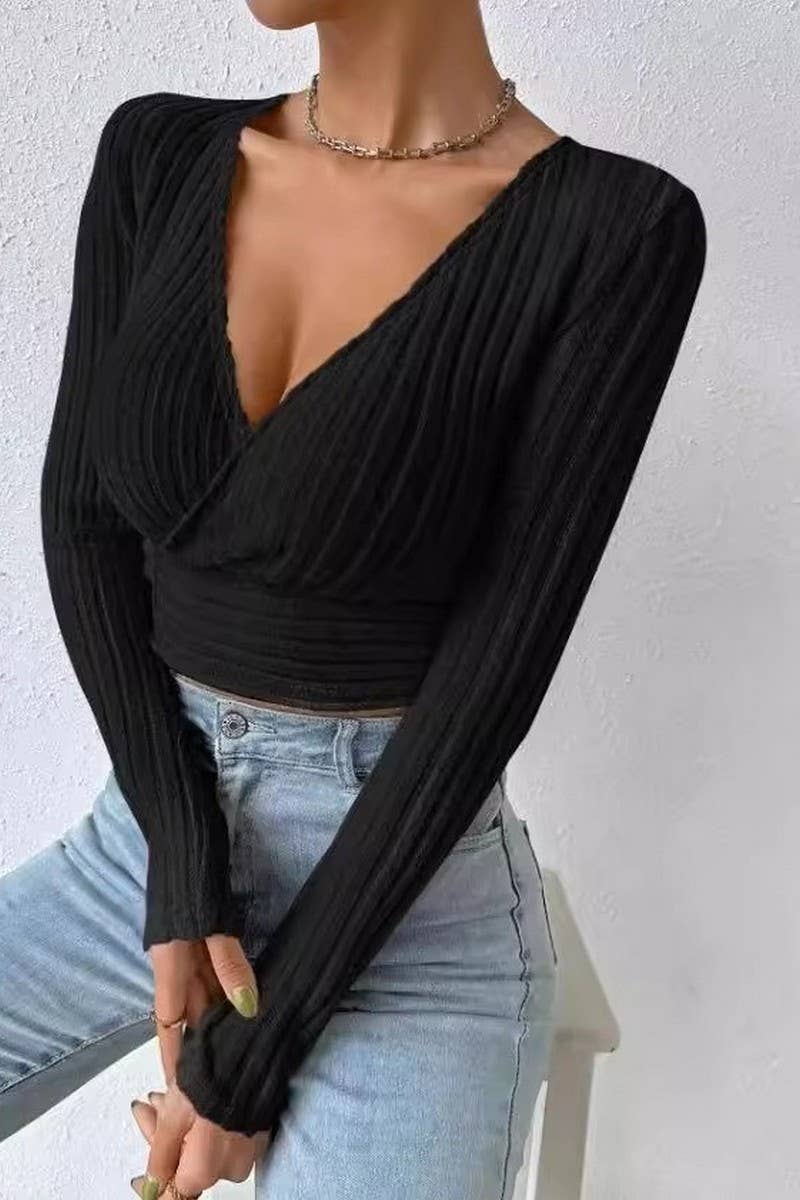 CWTBLL01085_DEEP V-NECK SLIM-FIT LONG-SLEEVED KNIT TOP