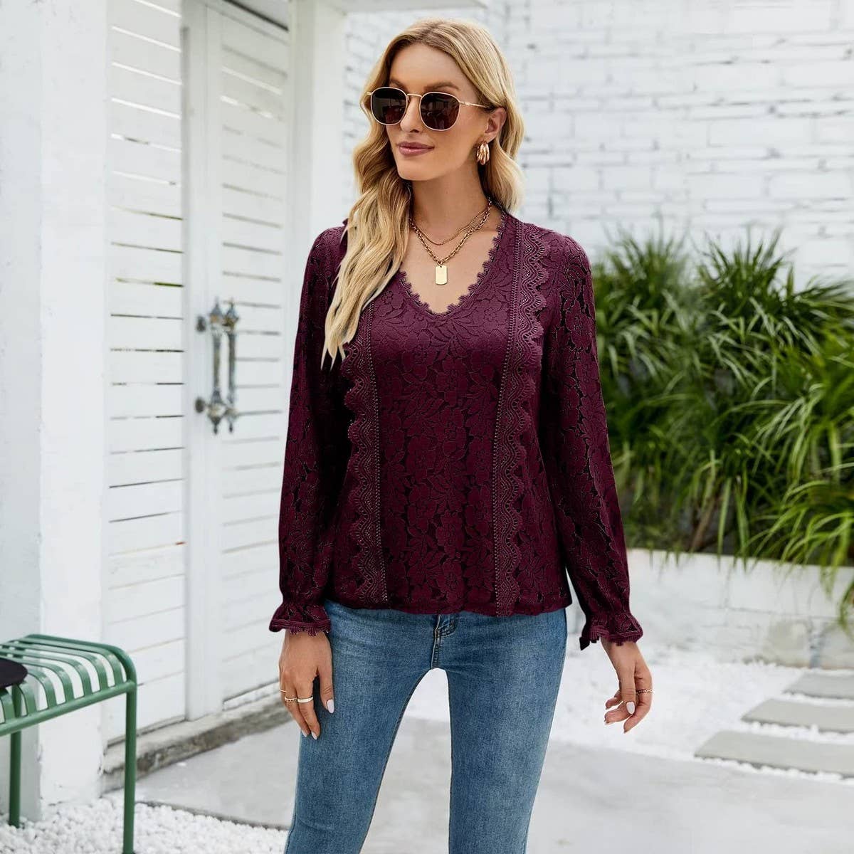 Cut-out lace sexy long sleeve lace top