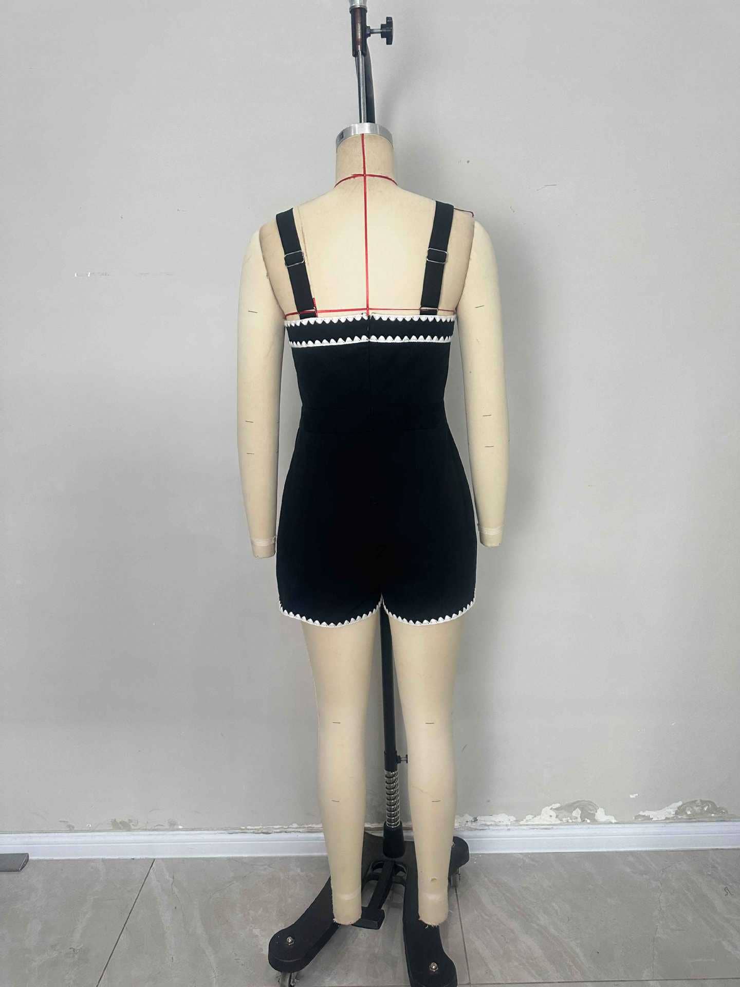 Elegant fashionable embroidered halter jumpsuit