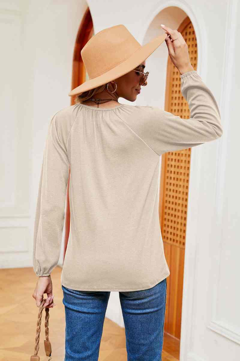 CWTBLL2840_CASUAL SOLID COLOR PLEATED LONG SLEEVE TOP
