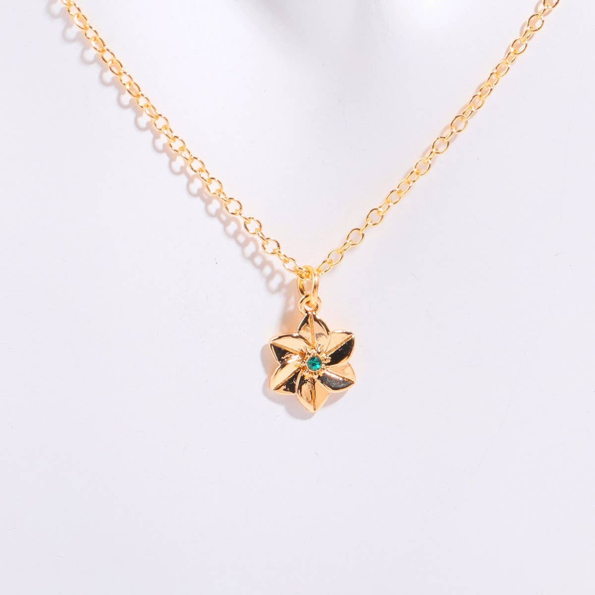 December birth flower pendant 3D necklace