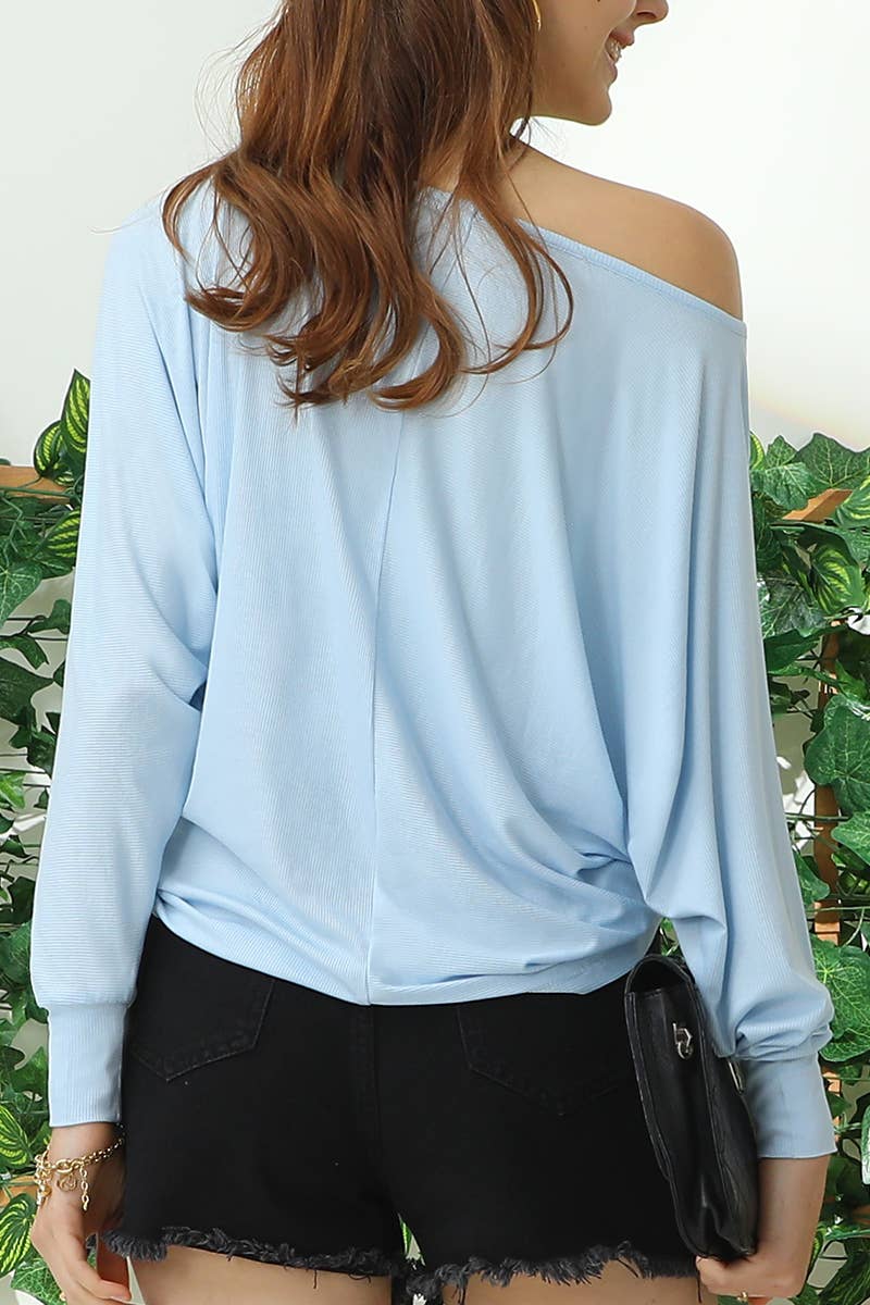 CWTTL1102_BATWING SLEEVE ROUND NECK TOP