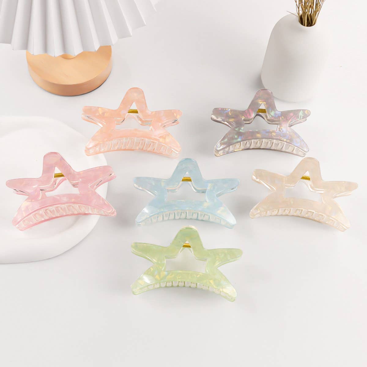 CWAHA1616_TRANSPARENT STAR HAIR CLAW CLIP