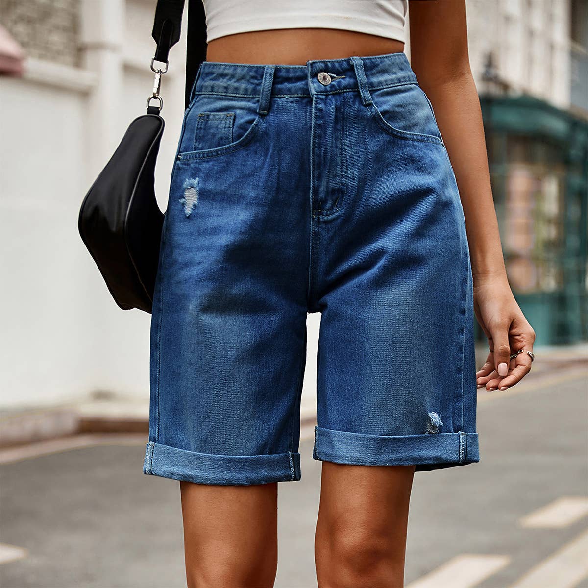 Casual ripped rolled straight quarter jean shorts