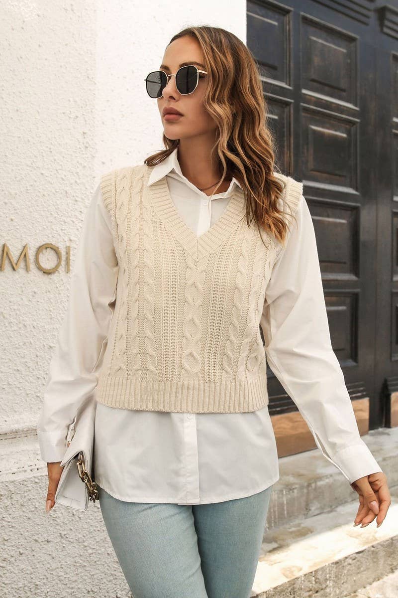 CWOV0486_V-NECK CABLE KNIT SHORT SWEATER VEST