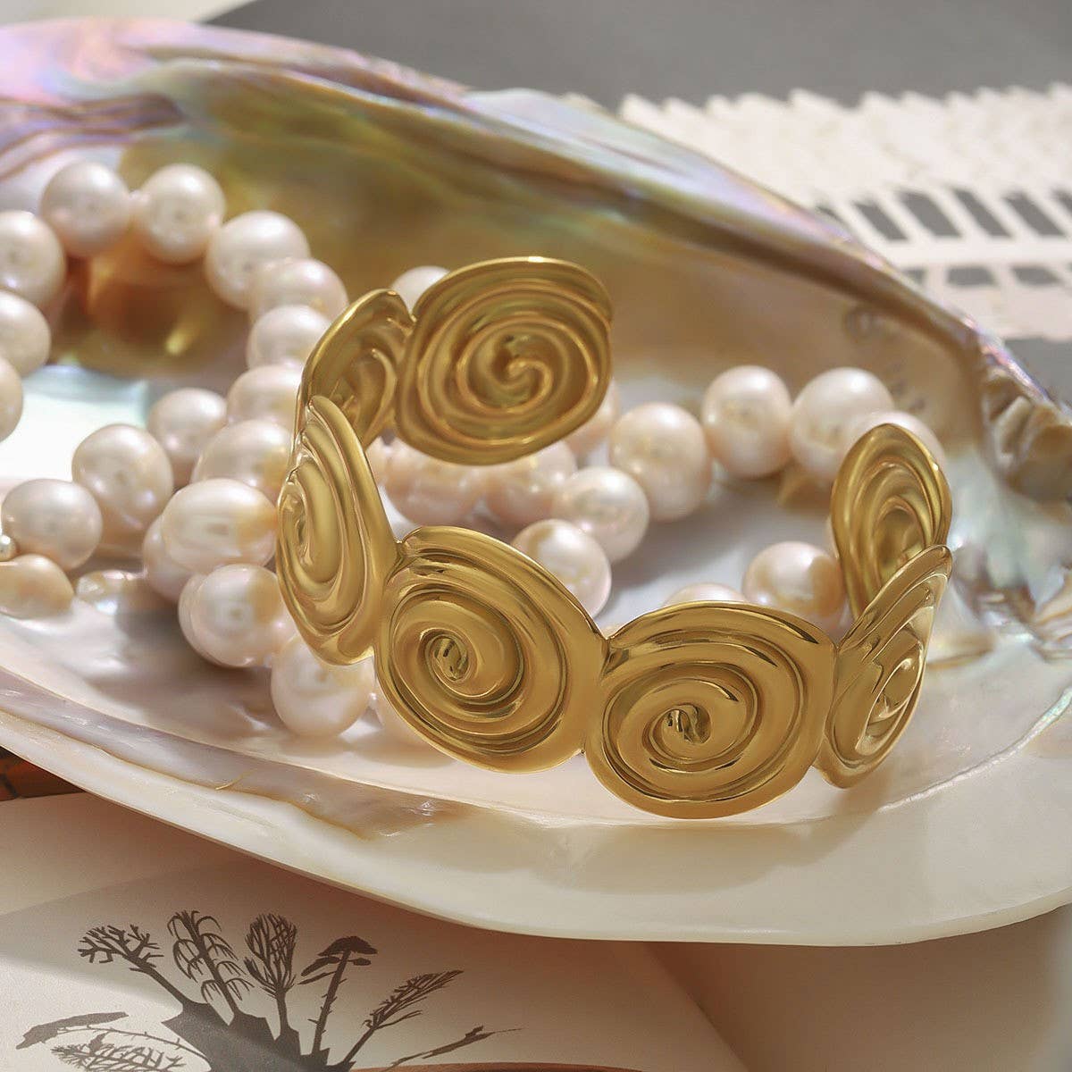 18K Gold Spiral Open Bangle, Textured Steel_CWAJE4671