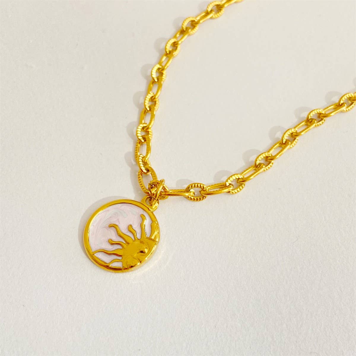 STAINLESS STEEL VINTAGE ROUND COIN NECKLACE_CWMM3782