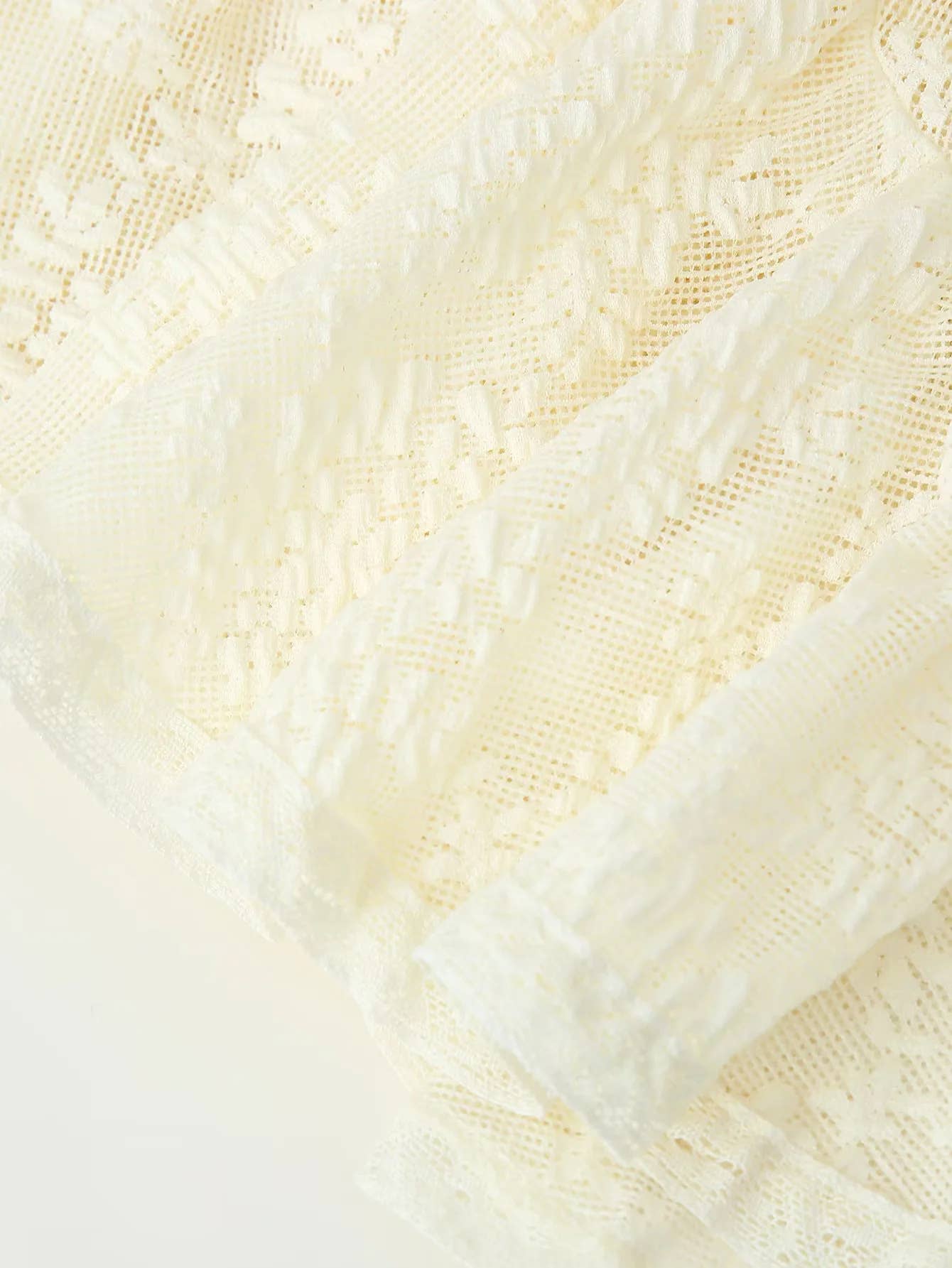 A pure color ruffled design halter top