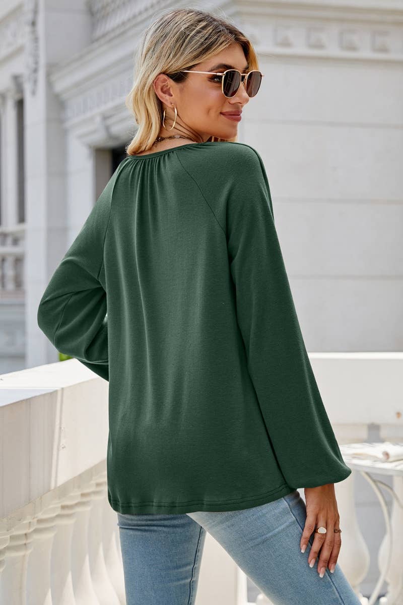 CWTBLL2858_LOOSE PLEATED V-NECK LONG SLEEVE TOP